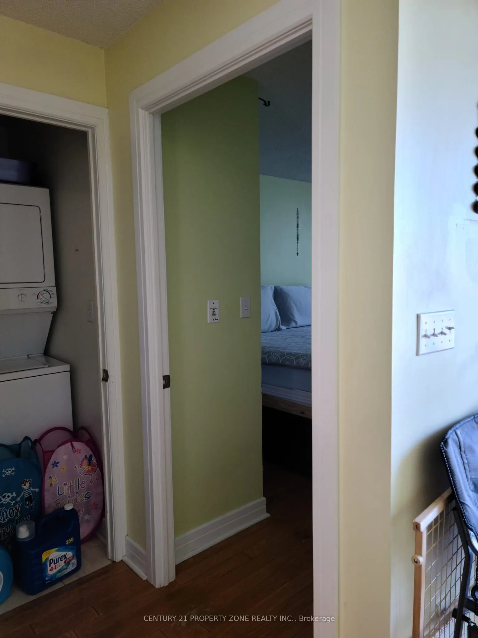 16 Harrison Garden Boulevard, #12