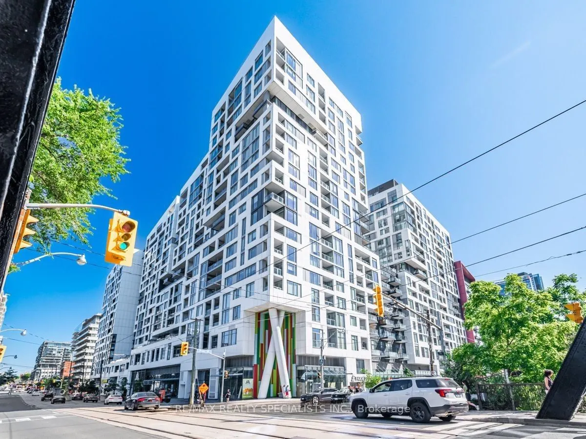 576 FRONT Street W, #1705