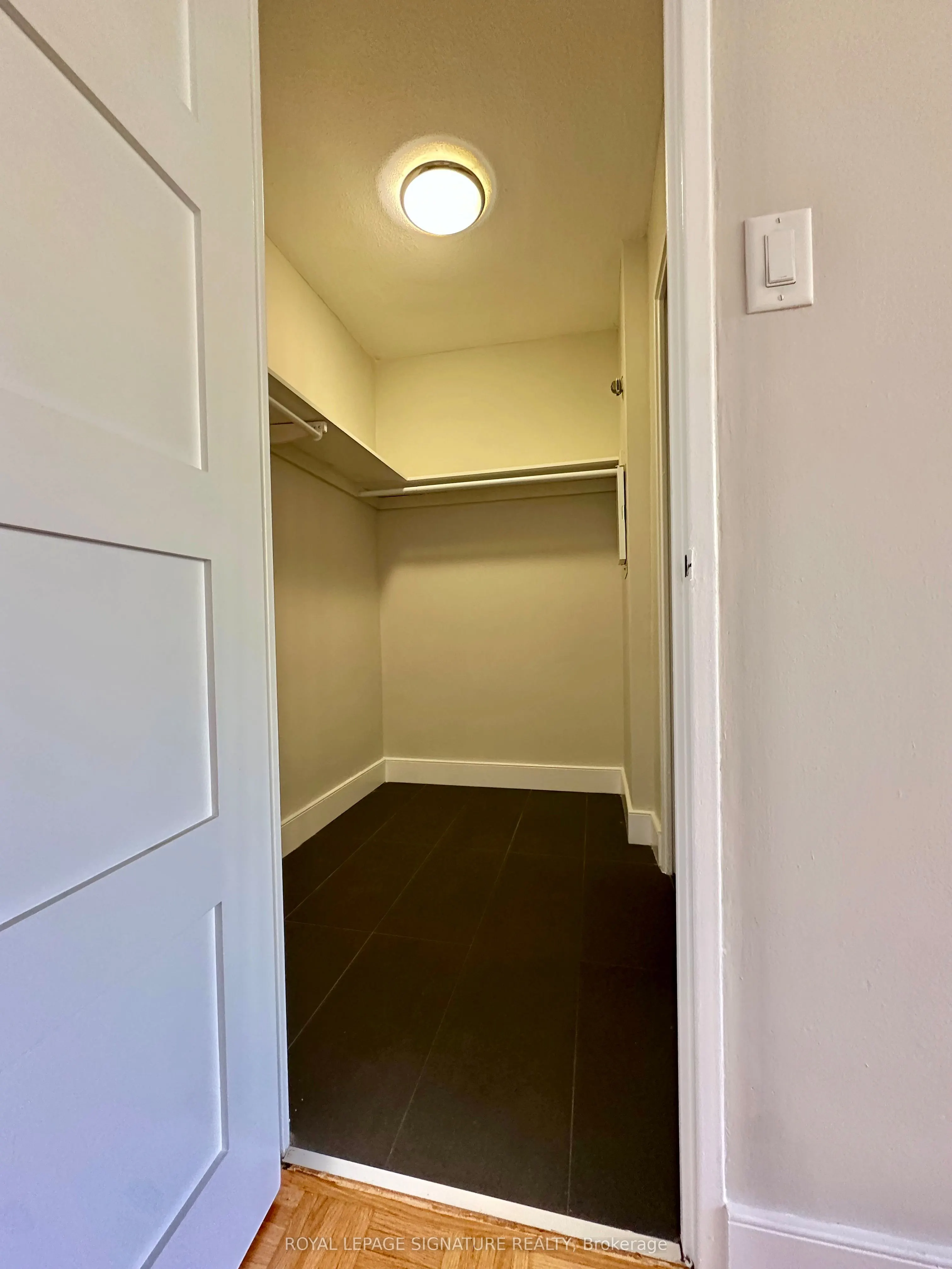 1500 Bathurst Street, #301