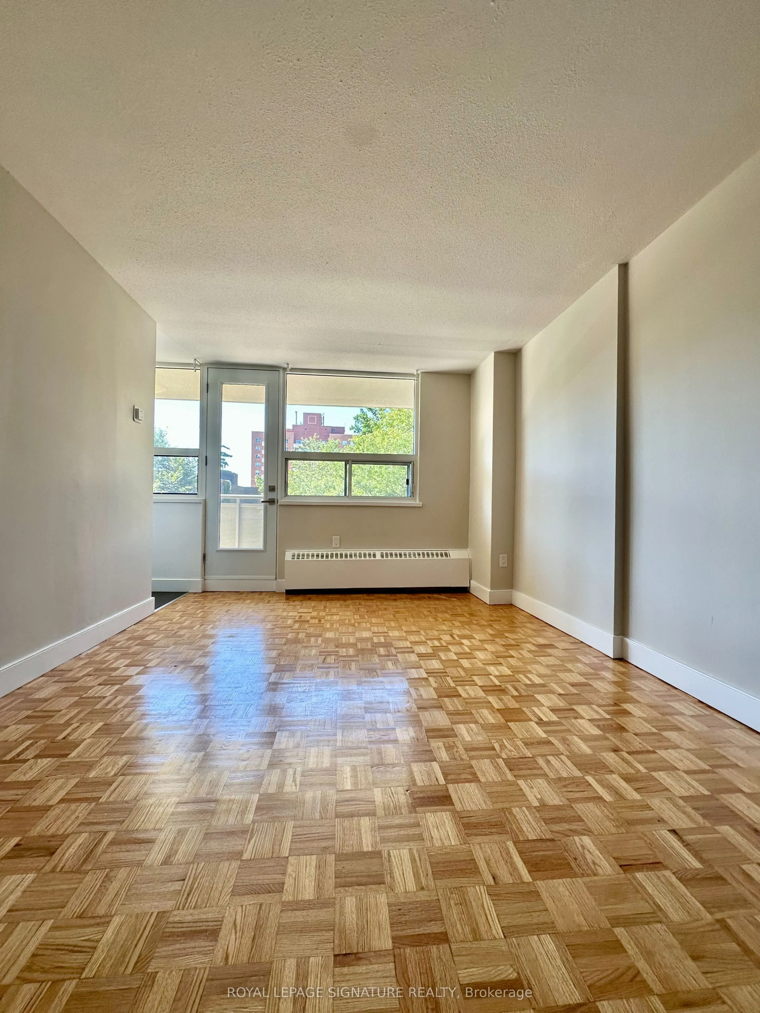 1500 Bathurst Street, #301