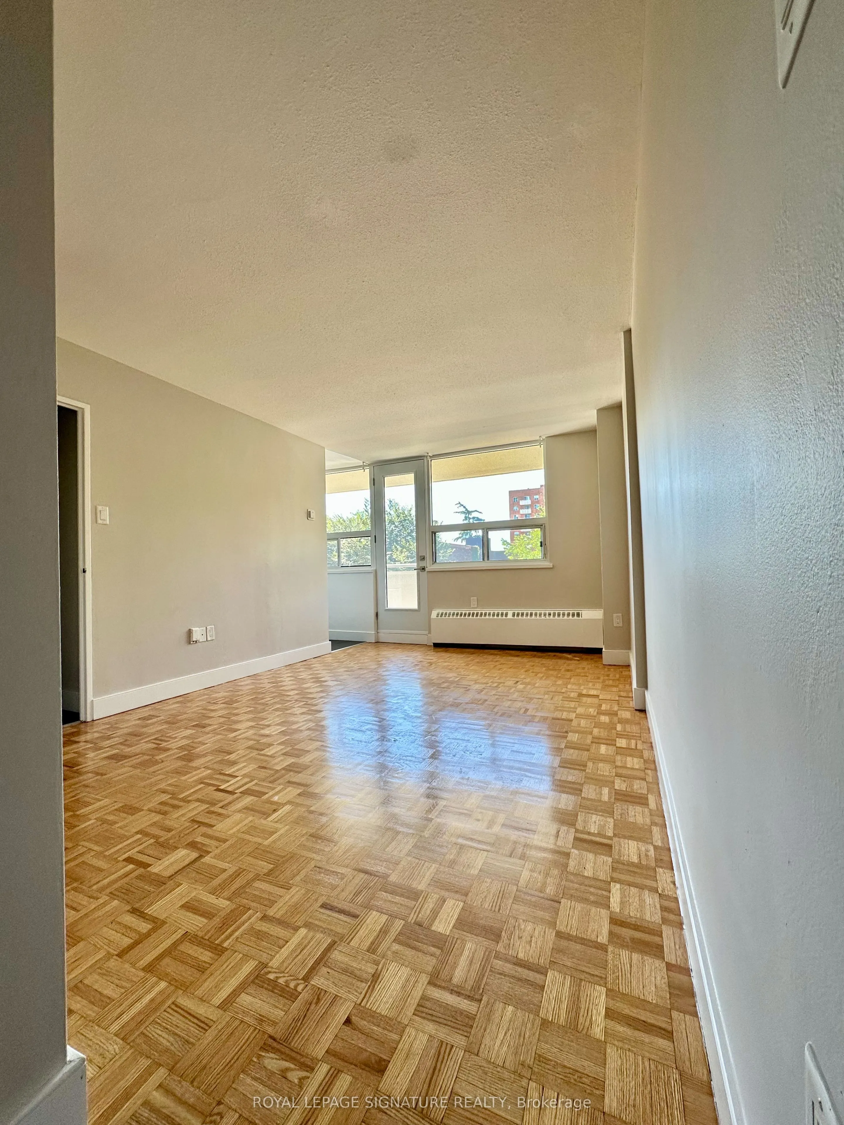 1500 Bathurst Street, #301