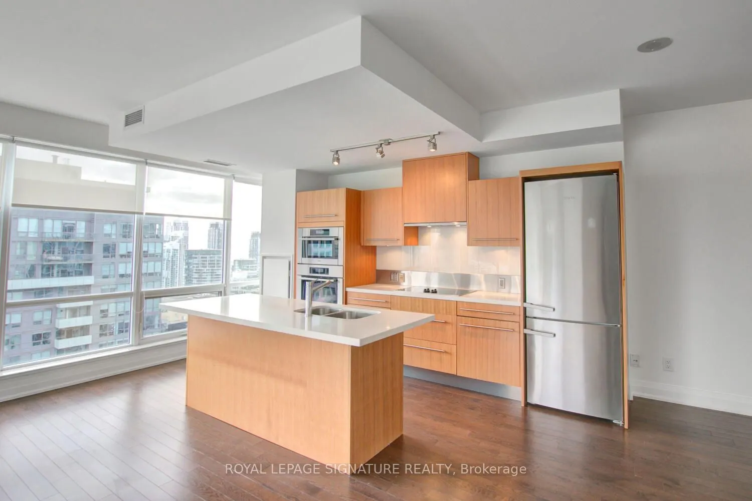 80 John Street, #3211