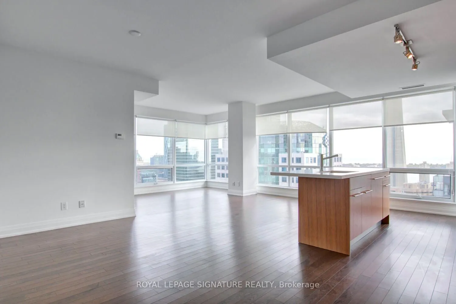 80 John Street, #3211