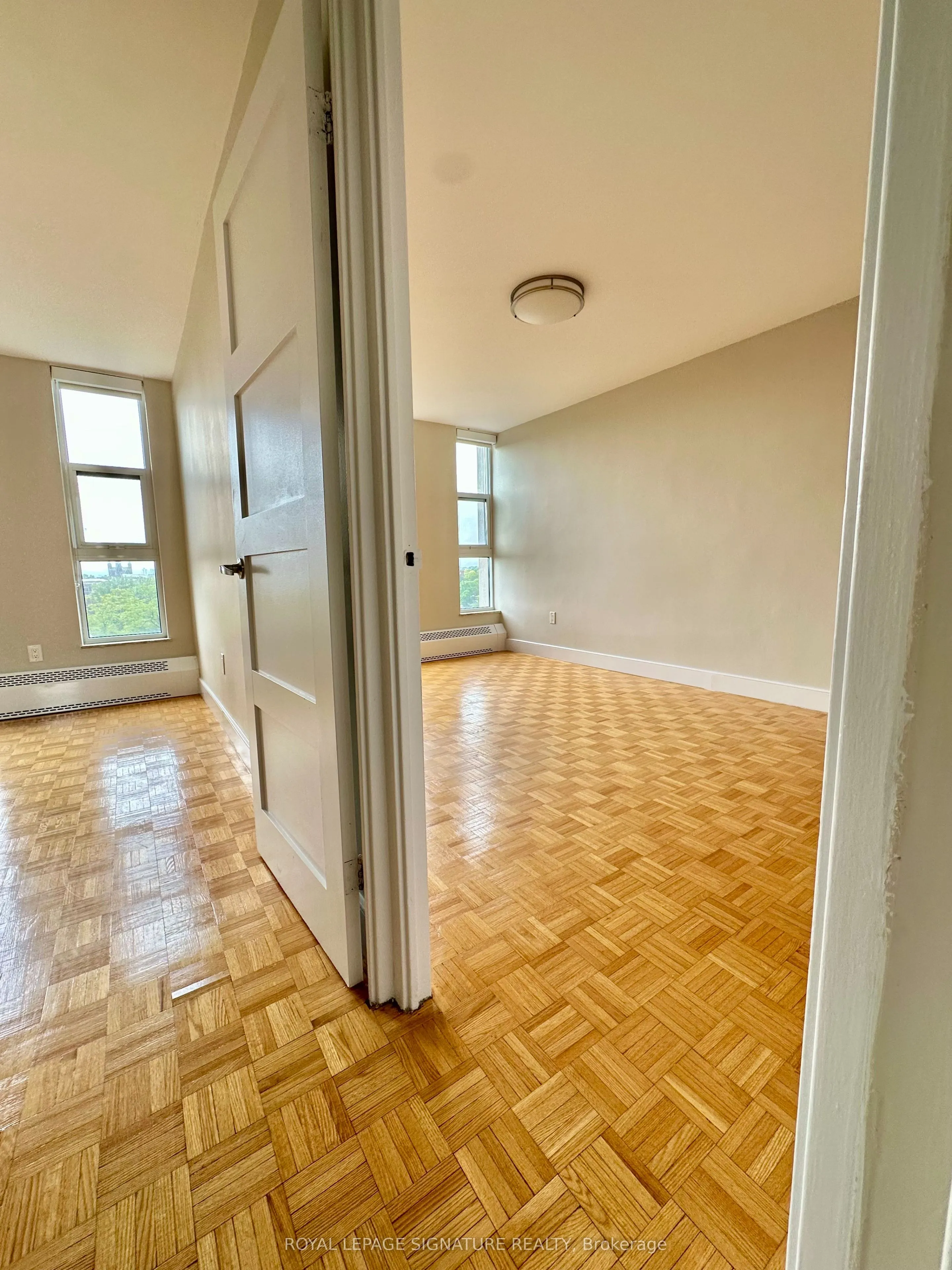 666 Spadina Avenue, #903