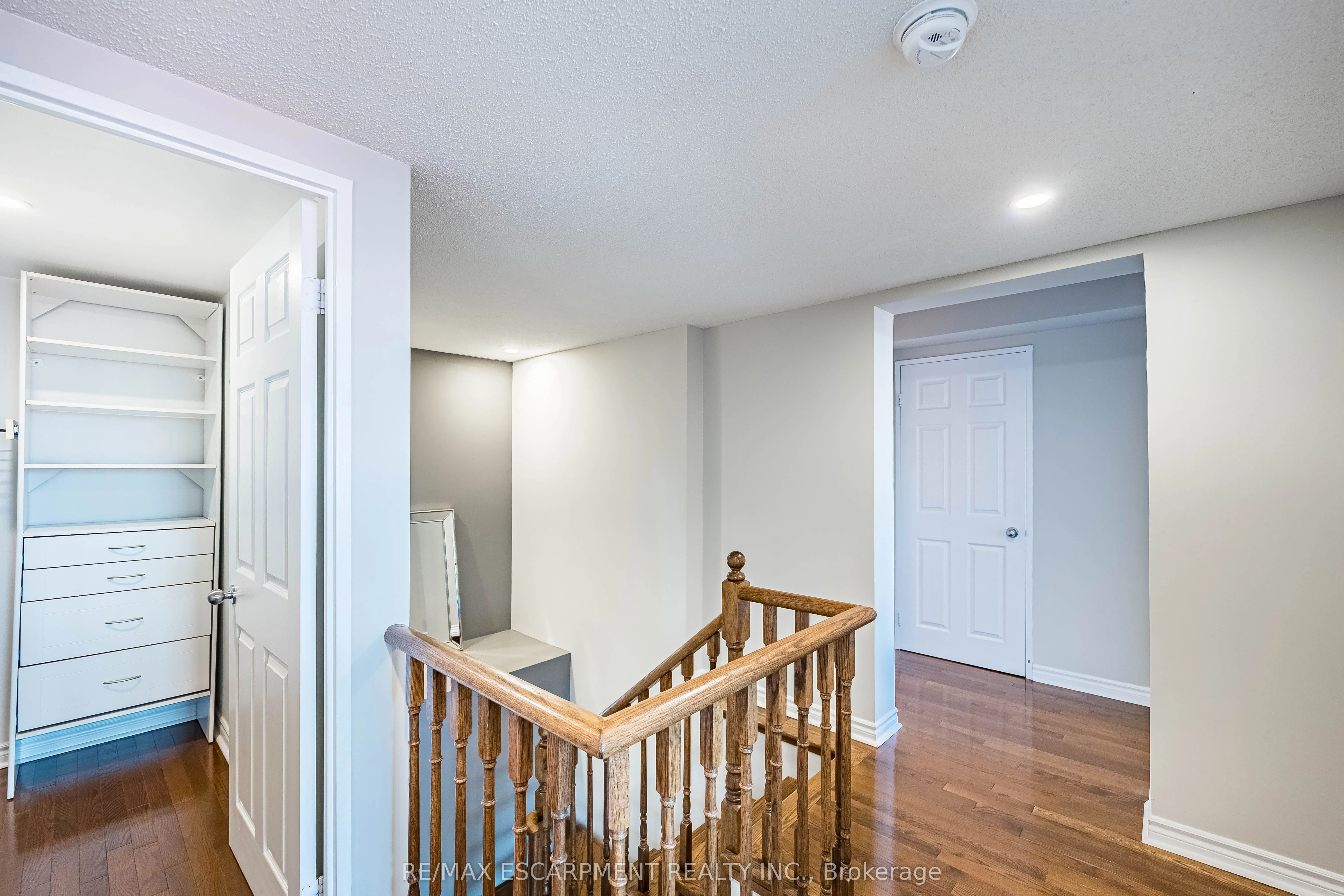 39 Parliament Street, #909