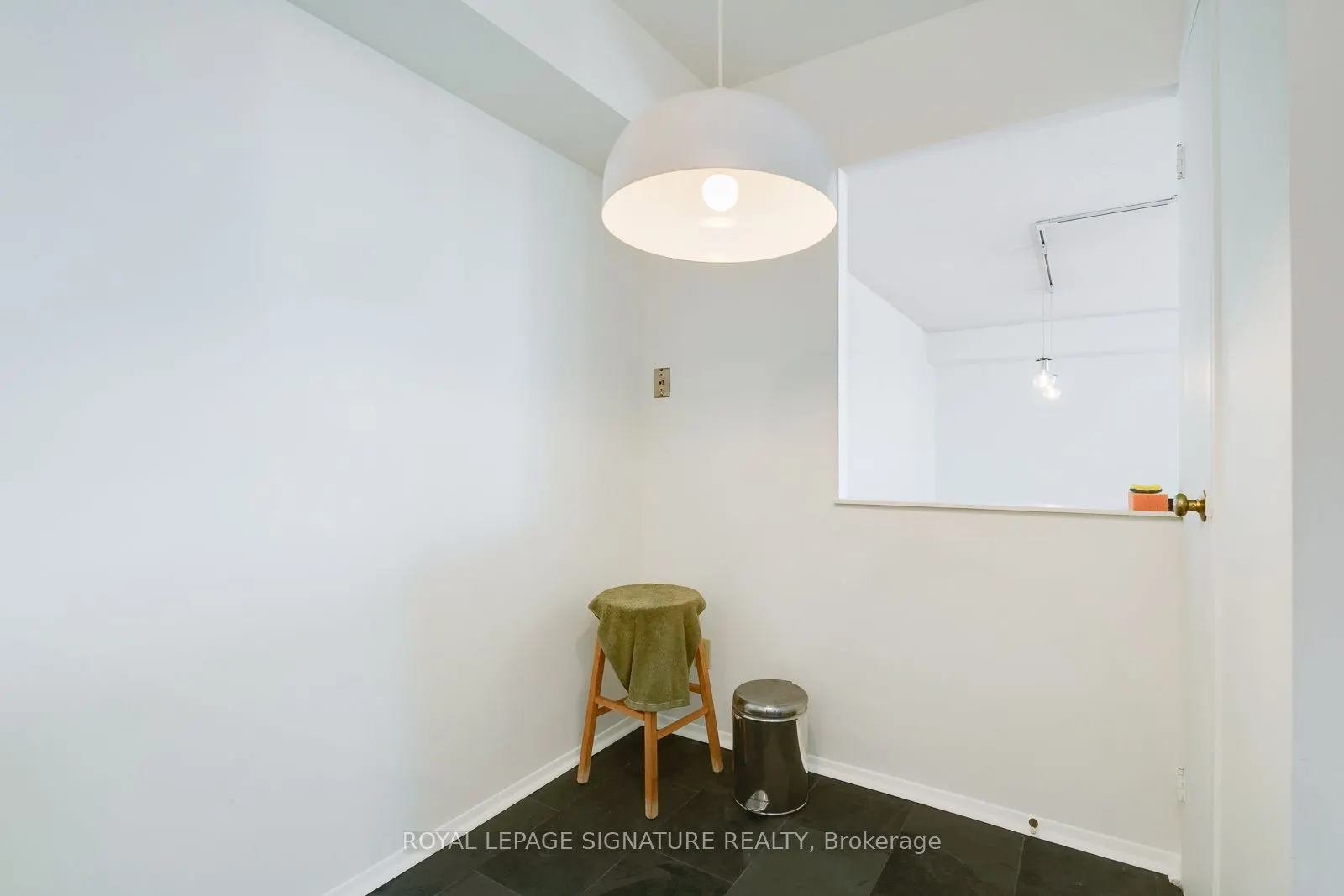 260 Heath Street W, #1304