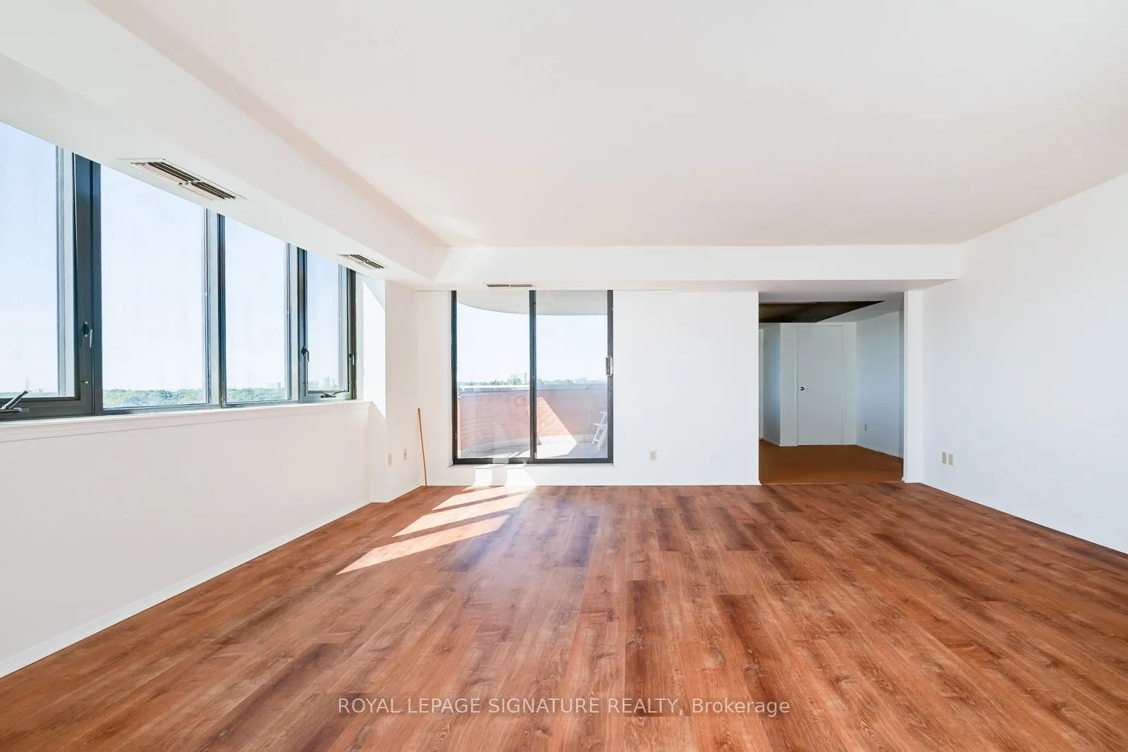 260 Heath Street W, #1304