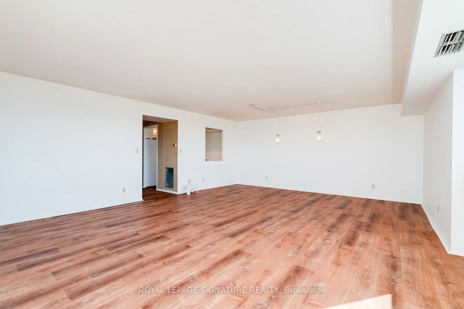 260 Heath Street W, #1304