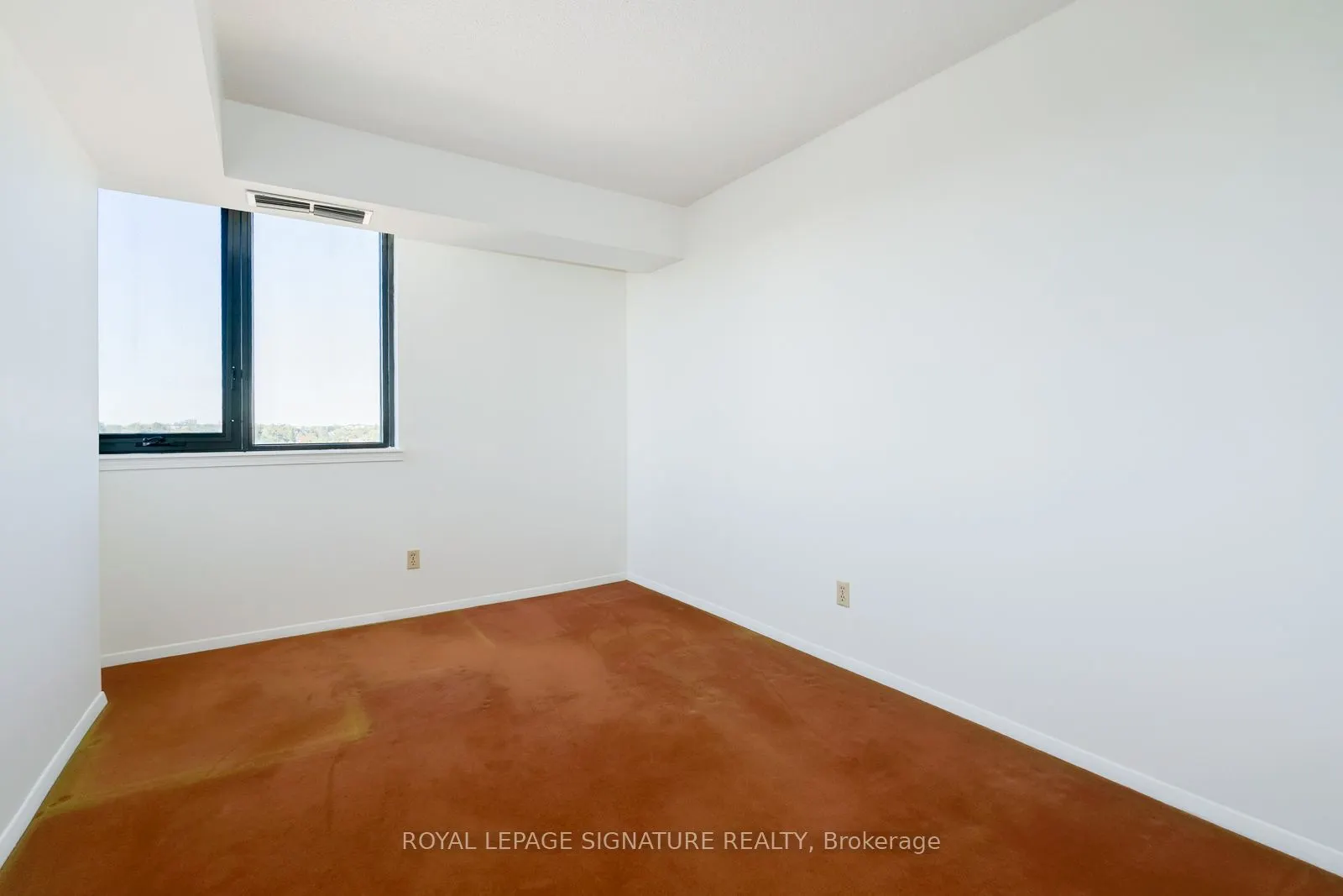 260 Heath Street W, #1304
