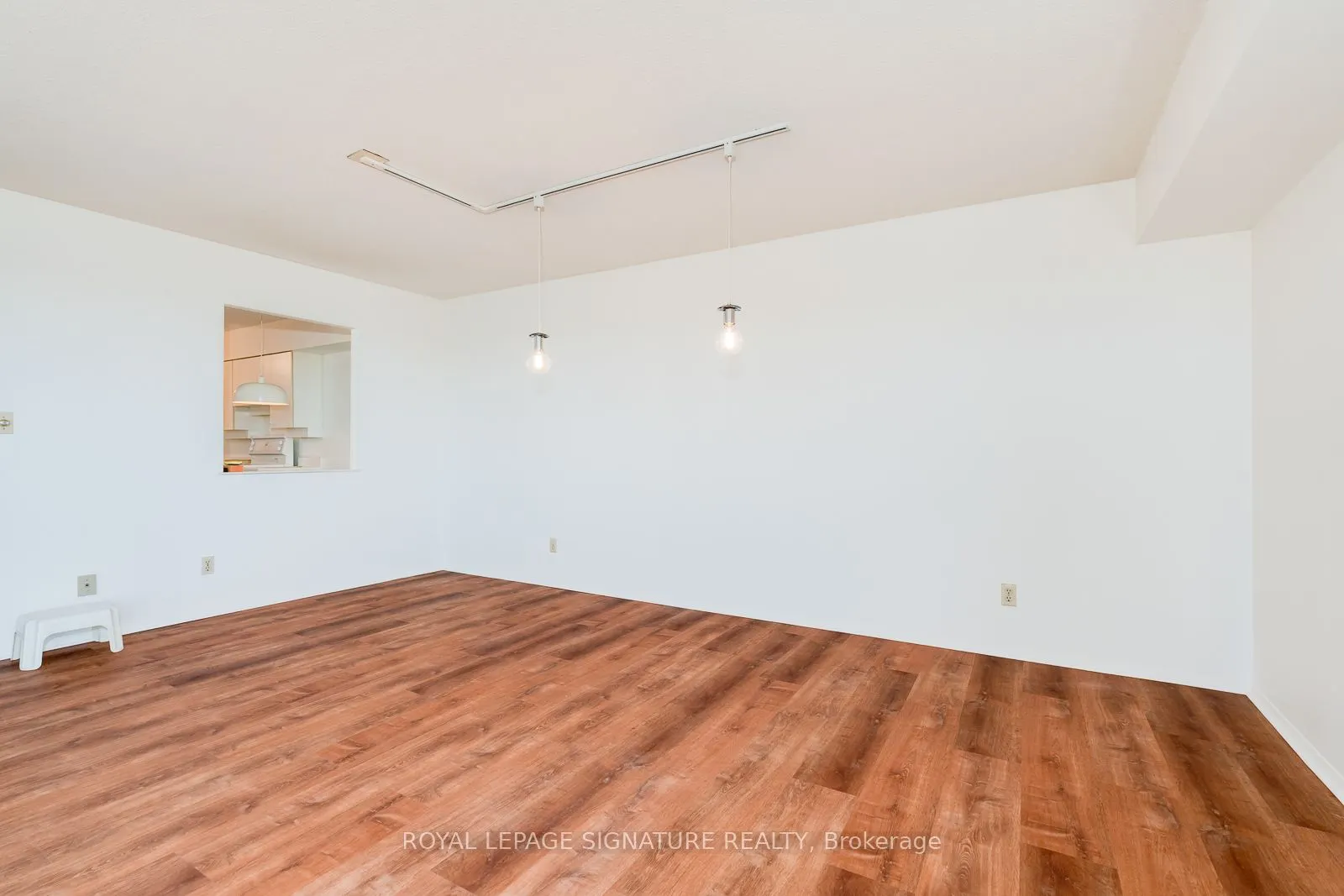 260 Heath Street W, #1304