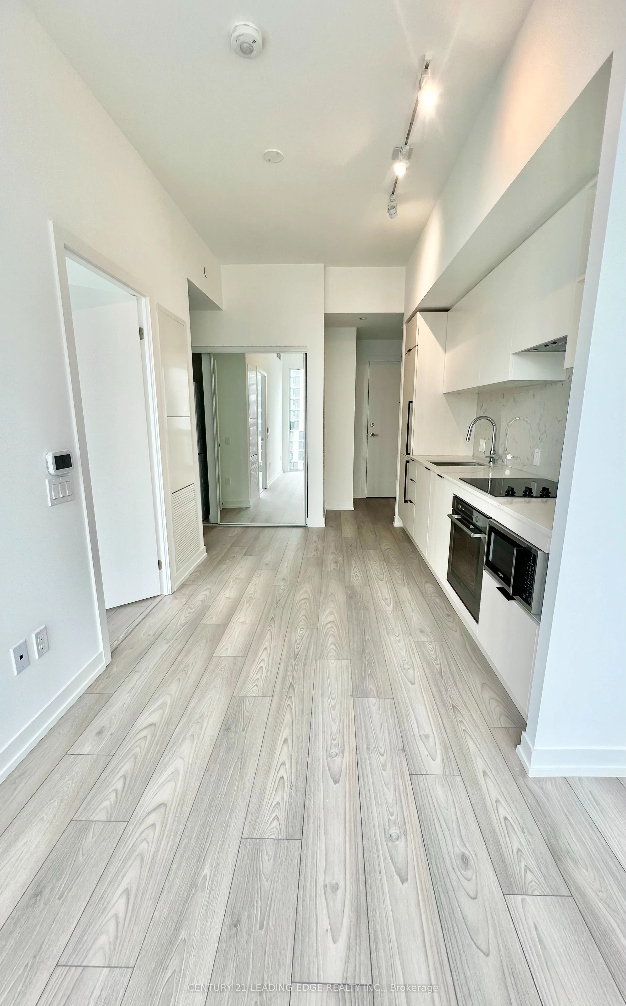 82 Dalhousie Street, #2002