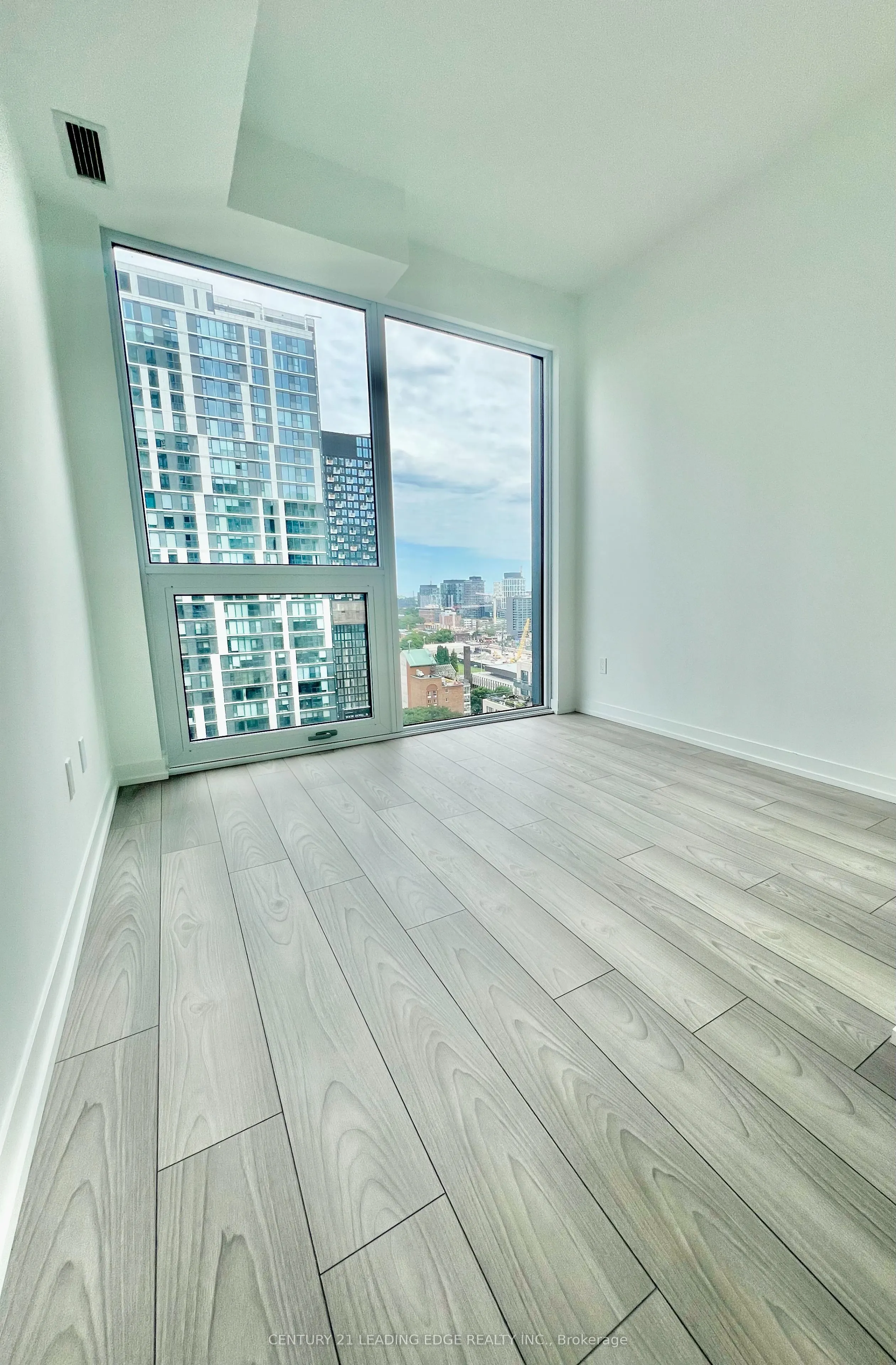 82 Dalhousie Street, #2002