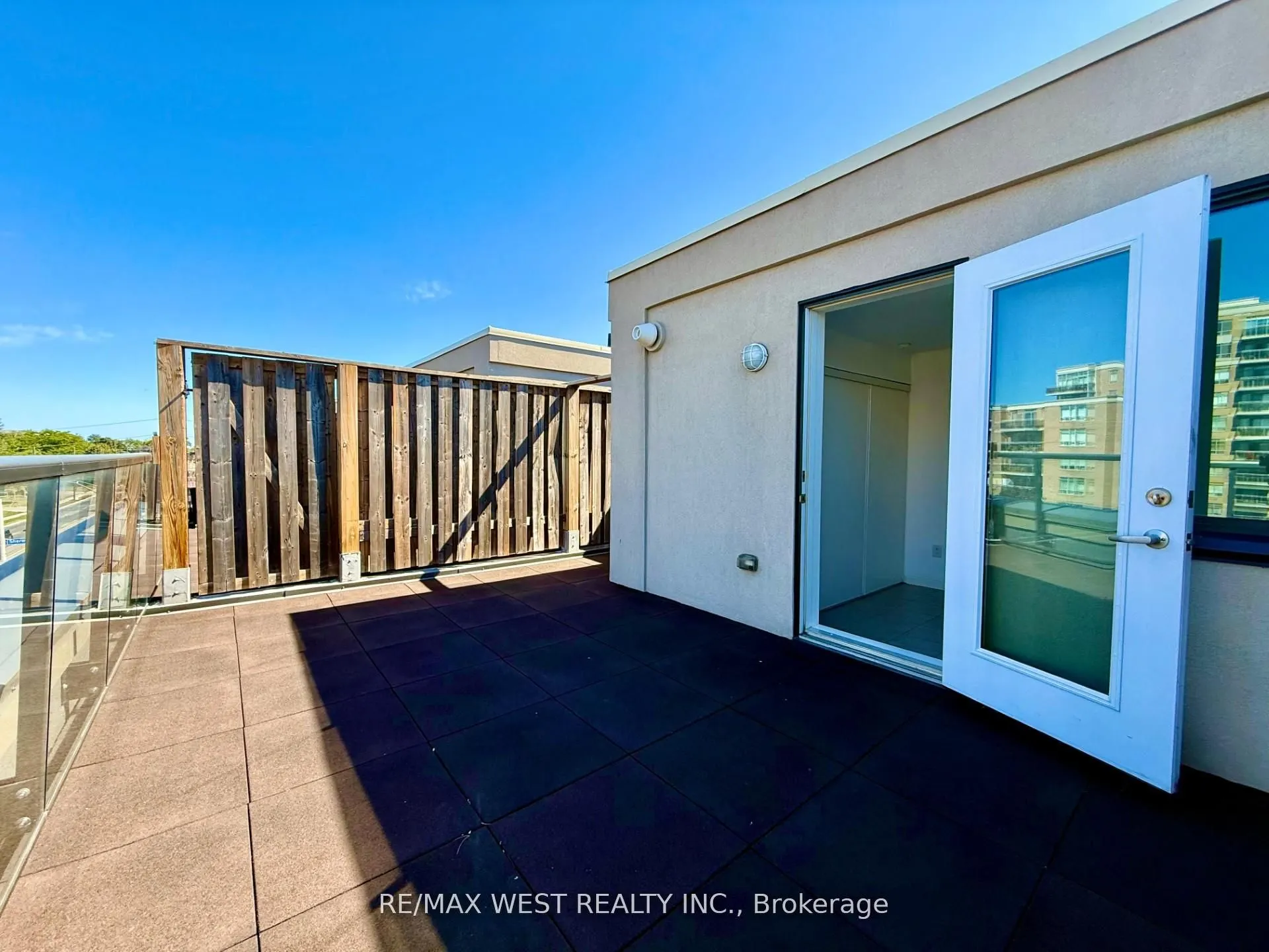 639 Lawrence Avenue W, #310