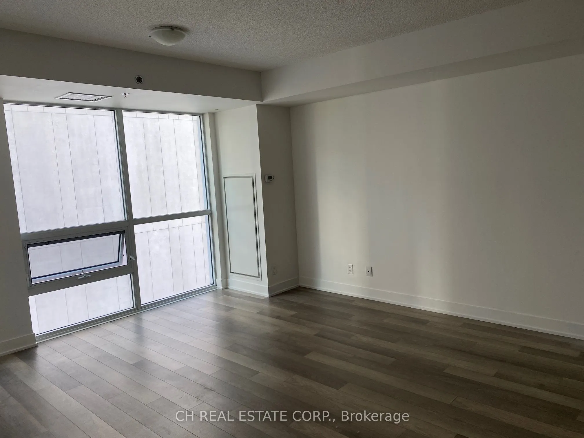 318 Richmond Street W, #1810