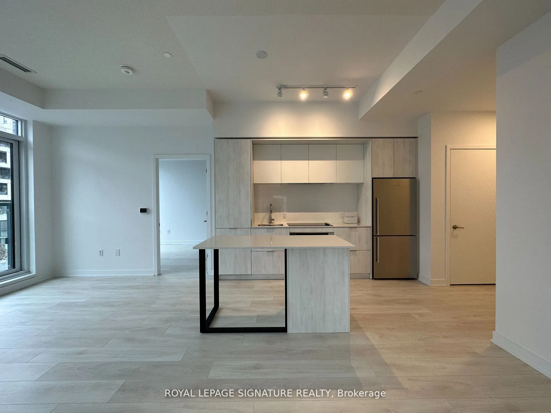 35 Tubman Avenue, #322