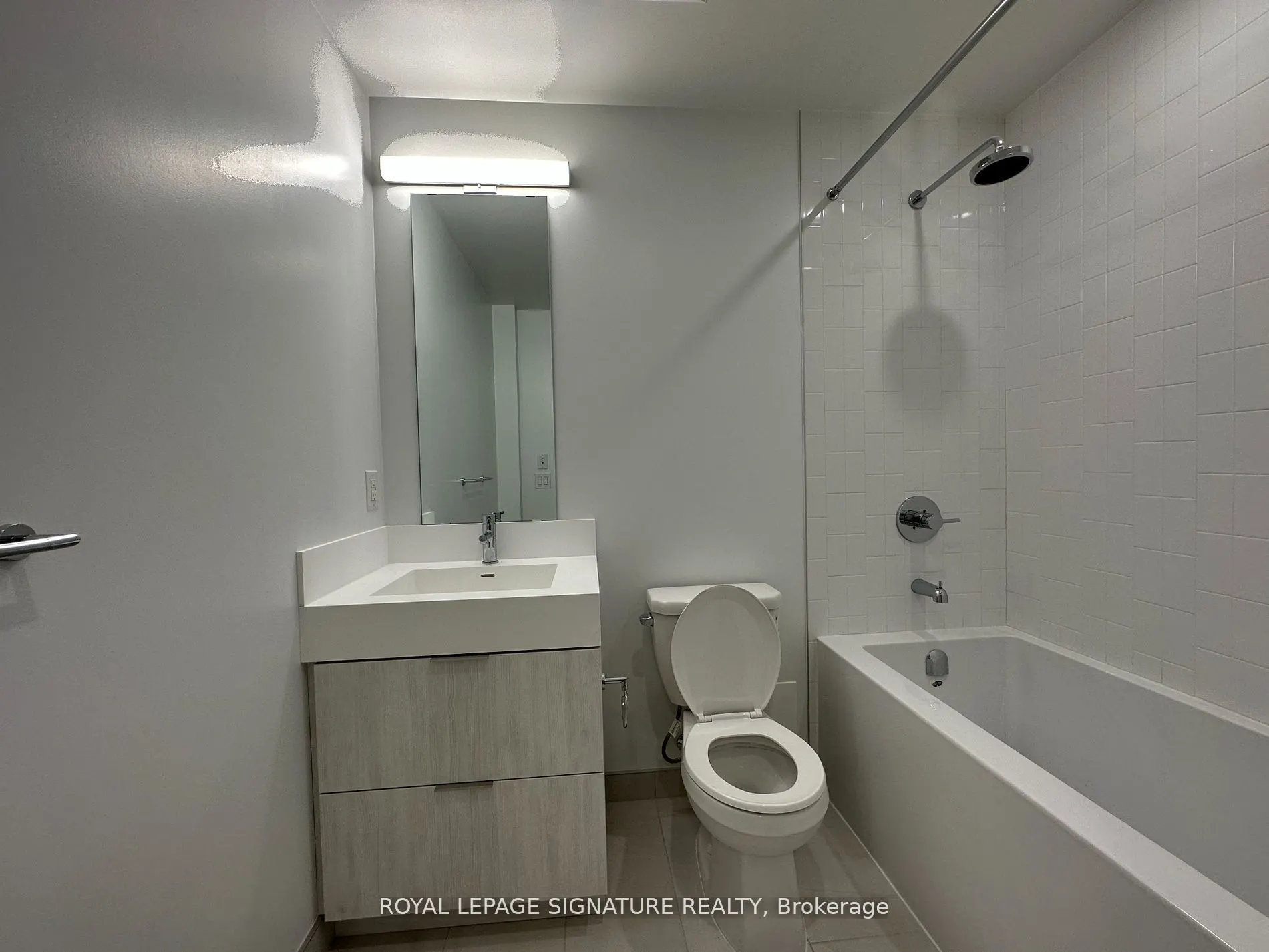 35 Tubman Avenue, #322
