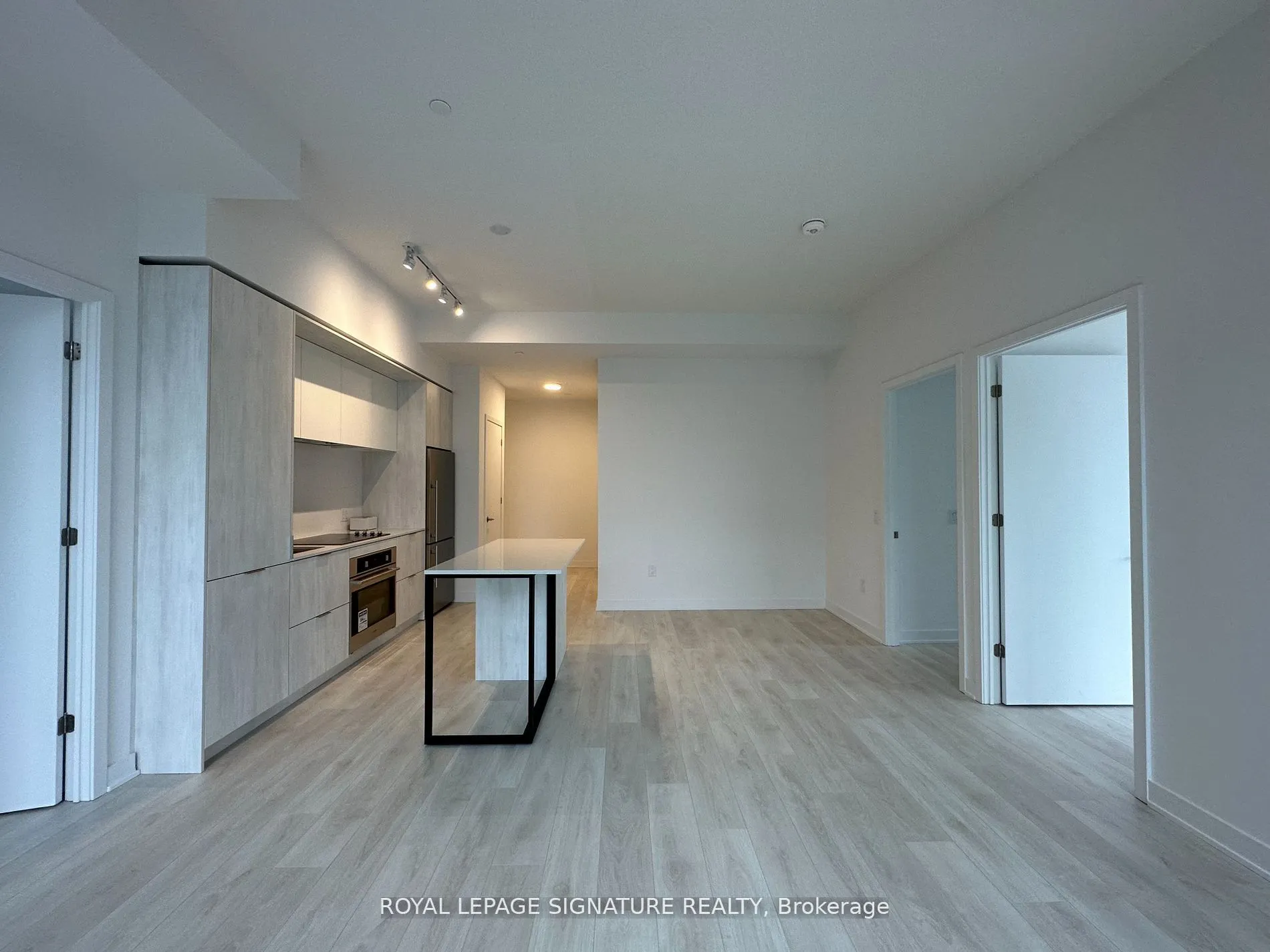 35 Tubman Avenue, #322
