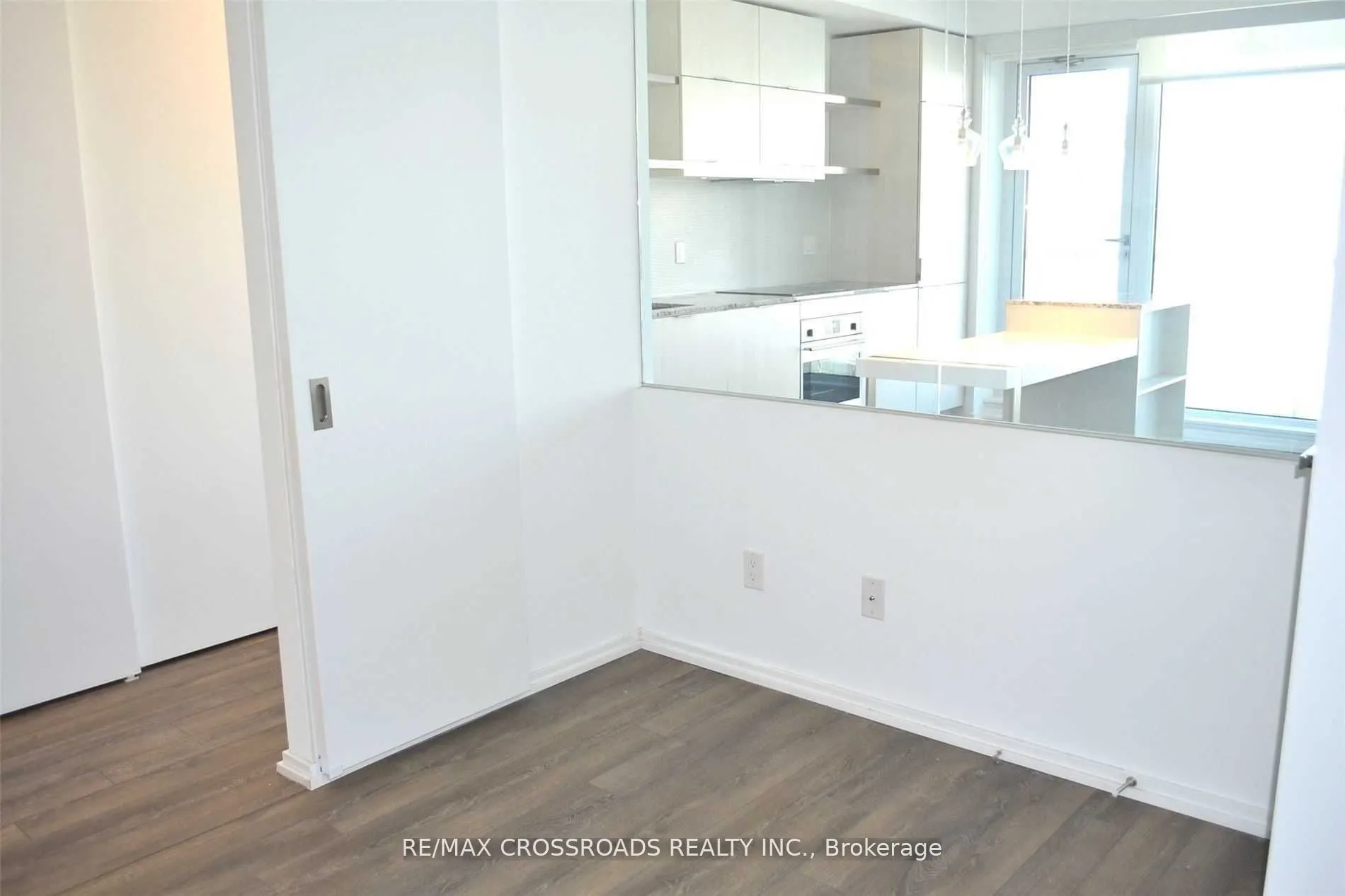 197 Yonge Street, #1904
