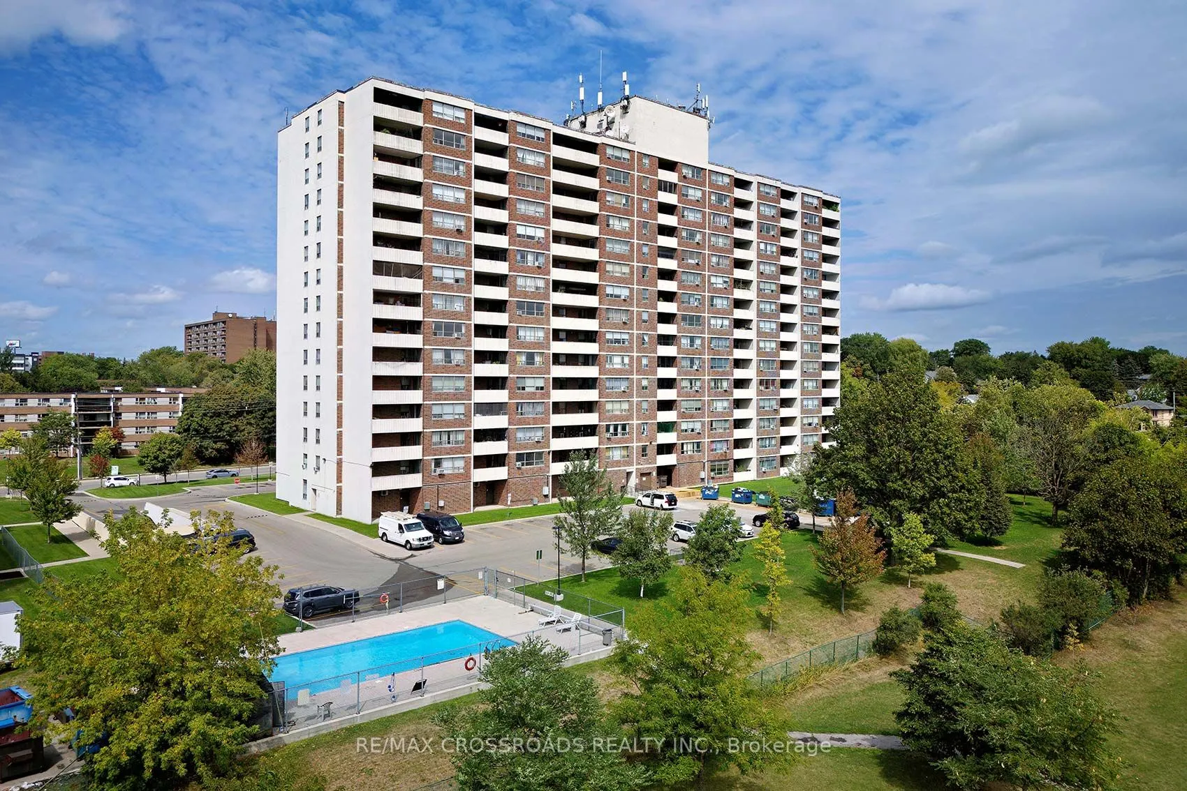 25 Sunrise Avenue, #210