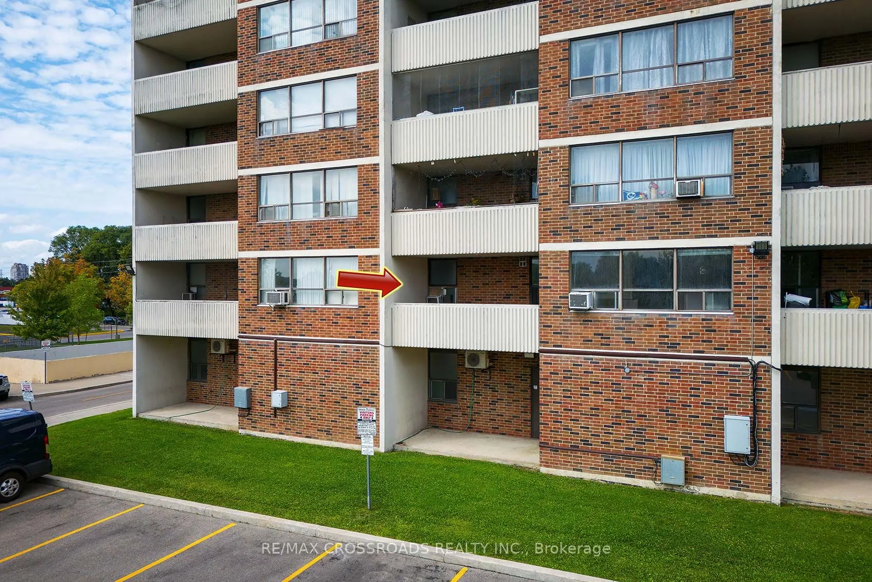 25 Sunrise Avenue, #210