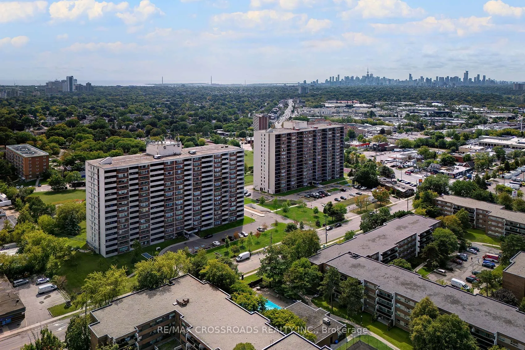 25 Sunrise Avenue, #210
