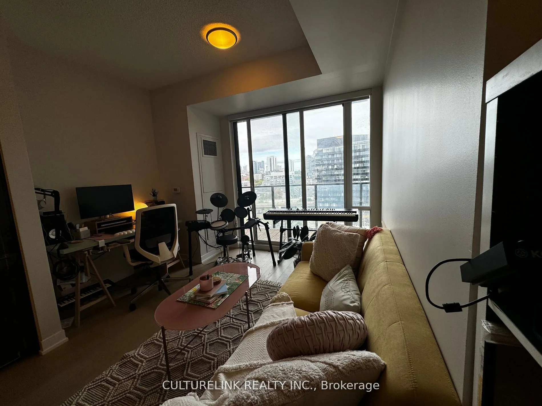 120 Bayview Avenue, #S915