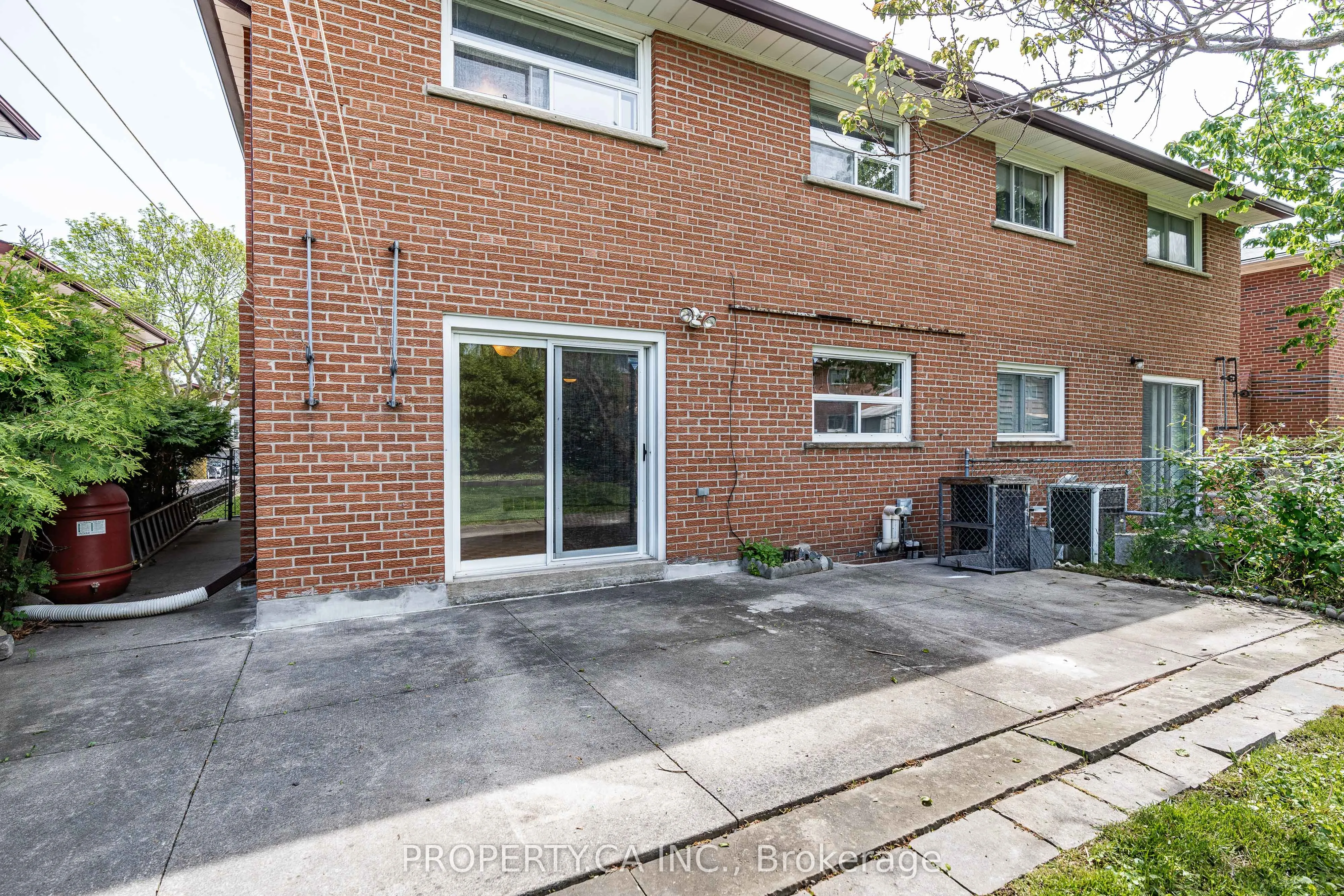 48 Navaho Drive