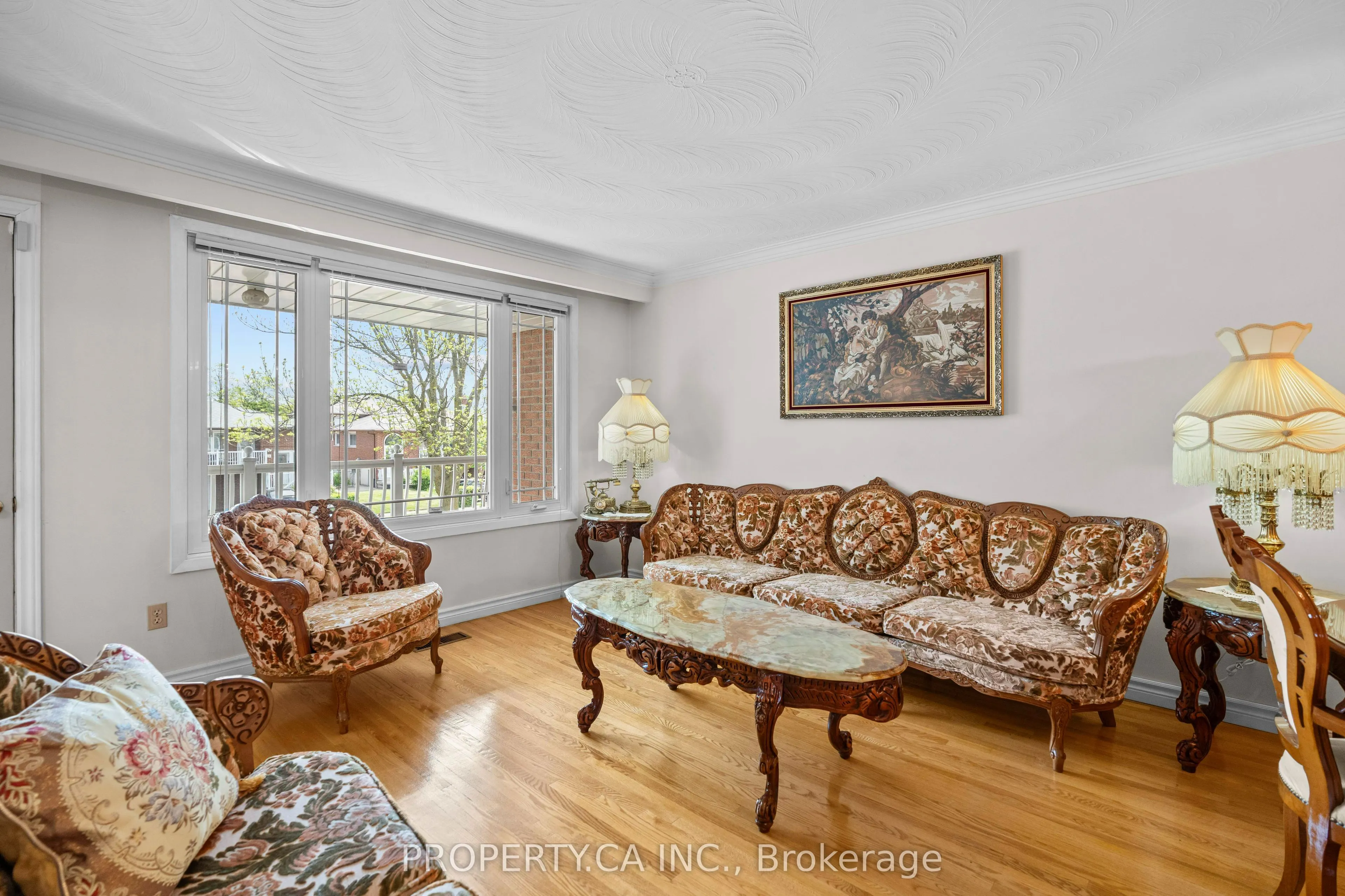 48 Navaho Drive