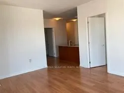 25 Cole Street, #911