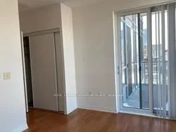 25 Cole Street, #911