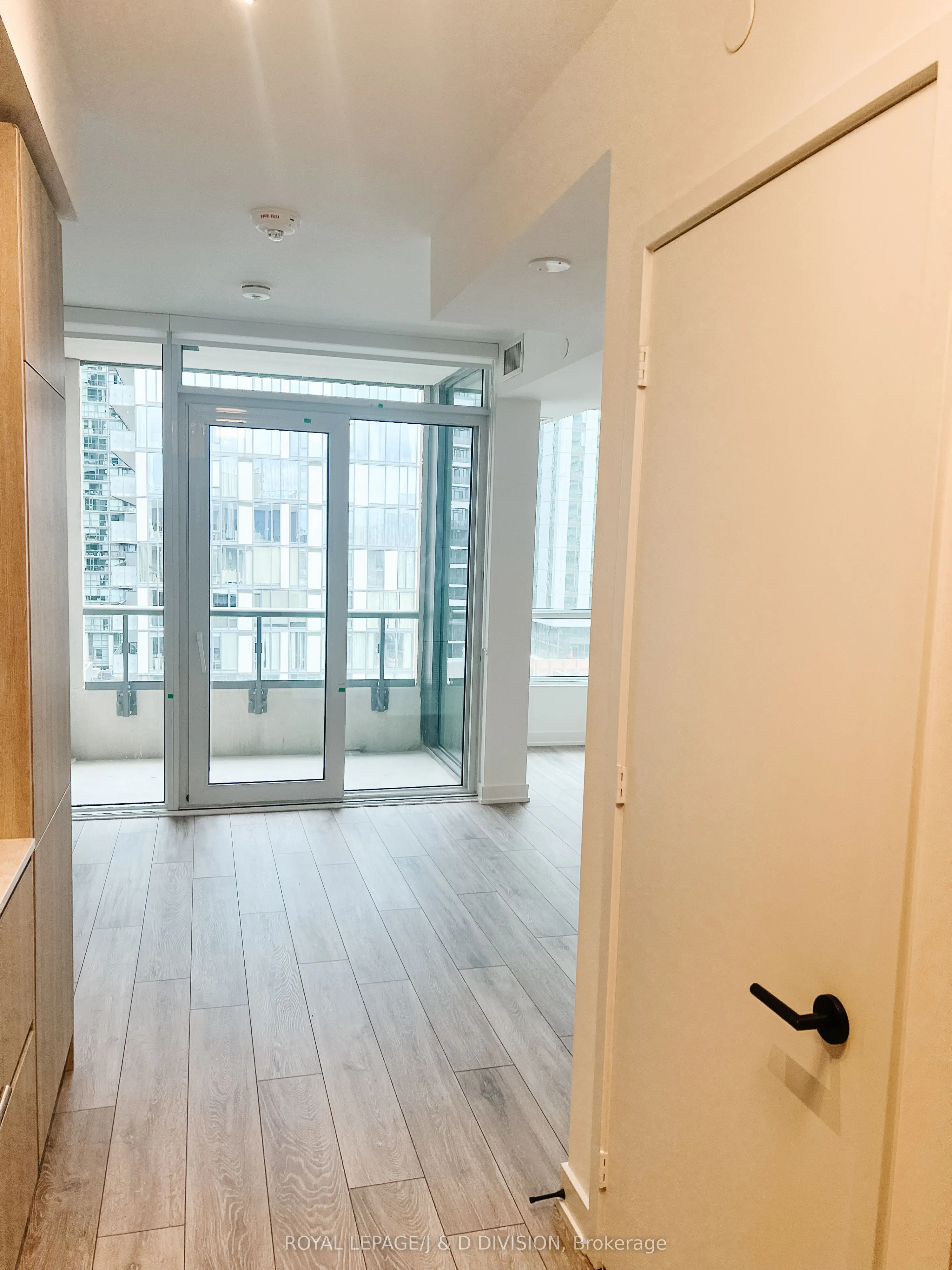 108 Peter Street, #1812