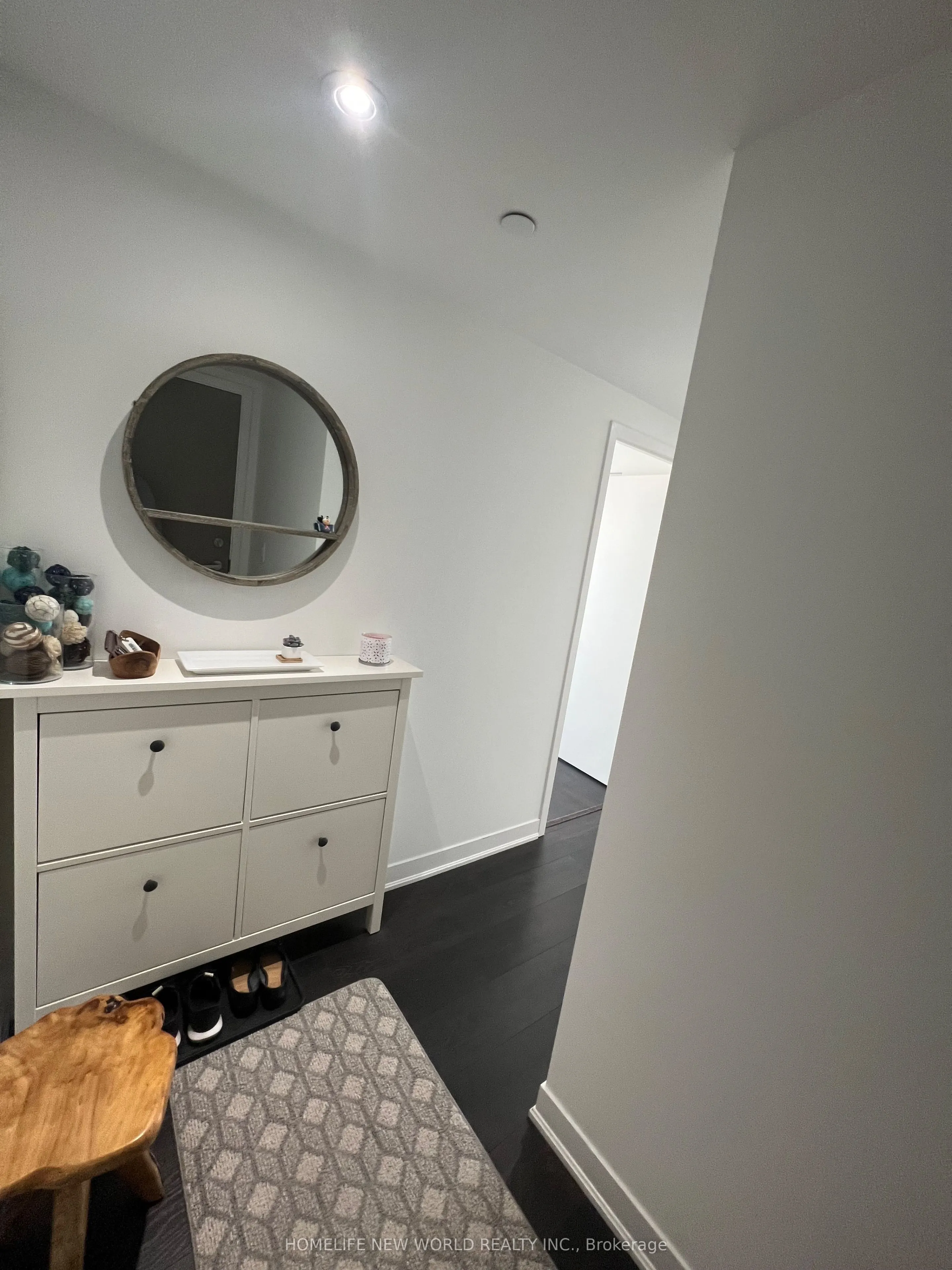 88 Harbour Street, #3707
