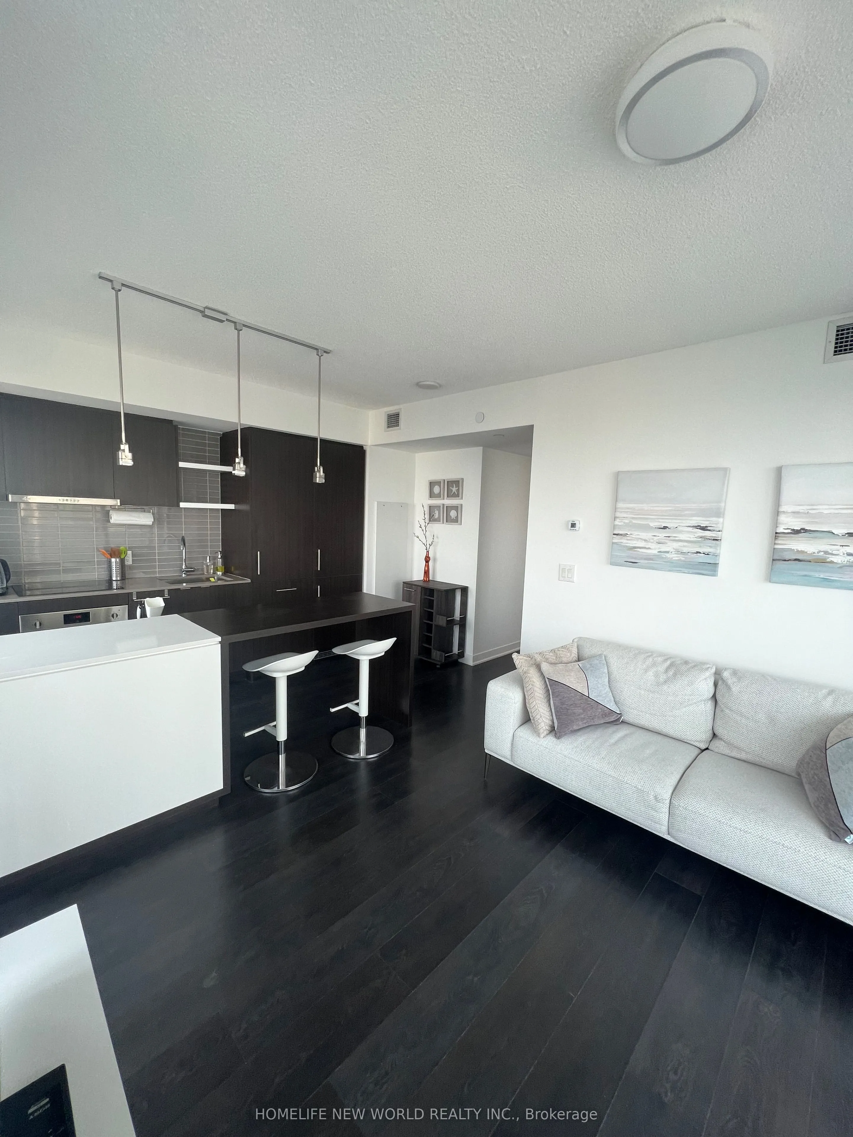 88 Harbour Street, #3707