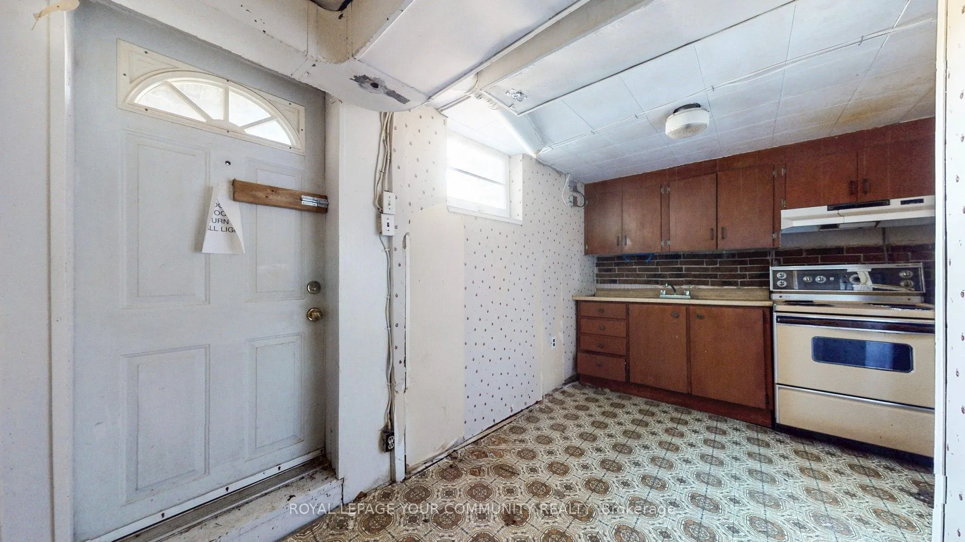 480 Ellerslie Avenue