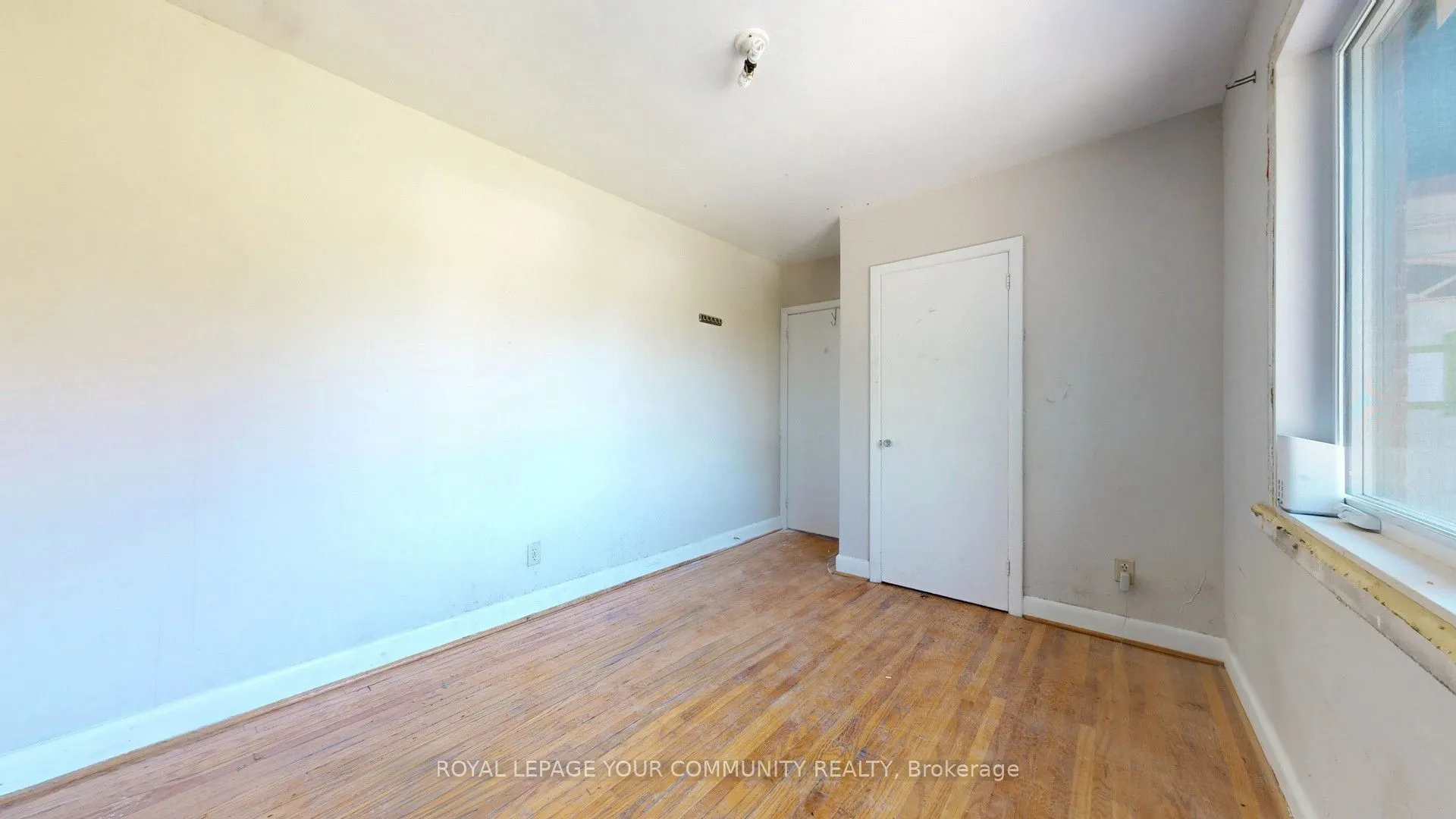 480 Ellerslie Avenue