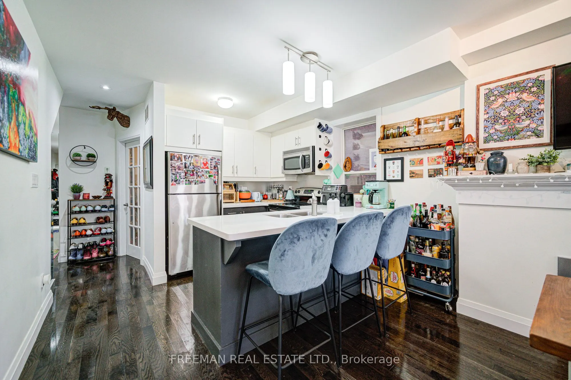 99 Hocken Avenue, #Main Fl