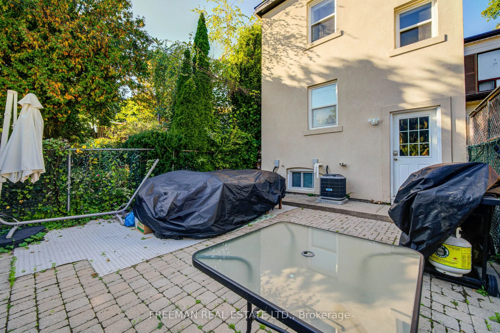 99 Hocken Avenue, #Main Fl