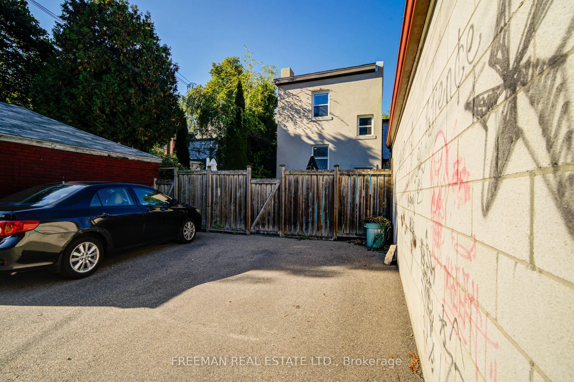 99 Hocken Avenue, #Main Fl