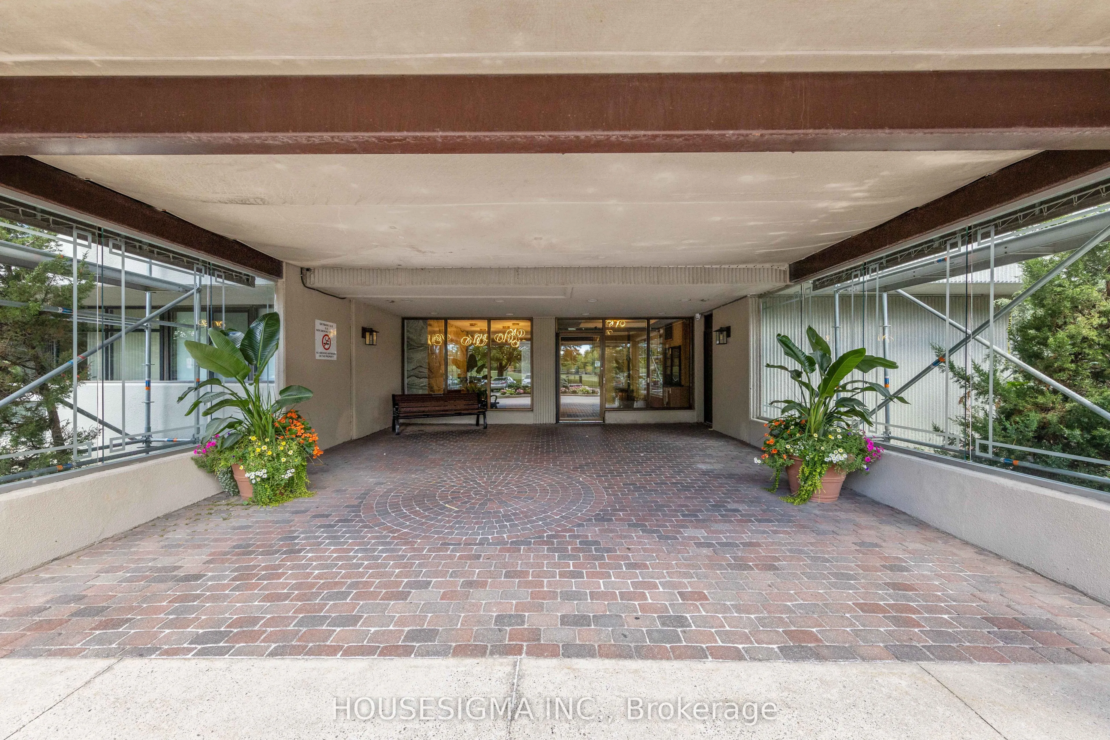 1555 Finch Avenue E, #2205