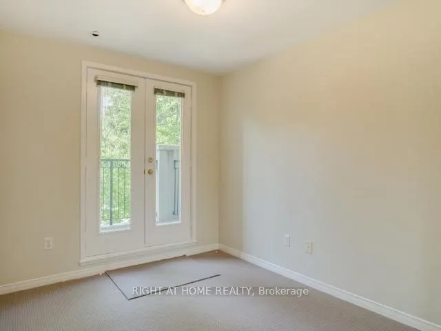 108 Finch Avenue W, #D7