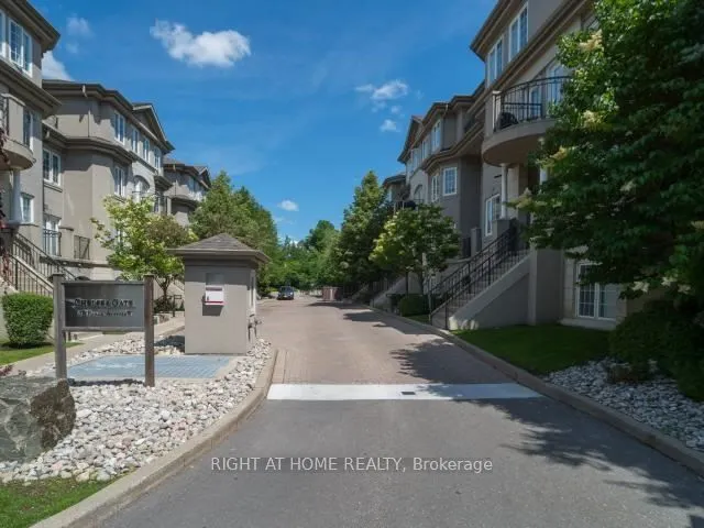 108 Finch Avenue W, #D7