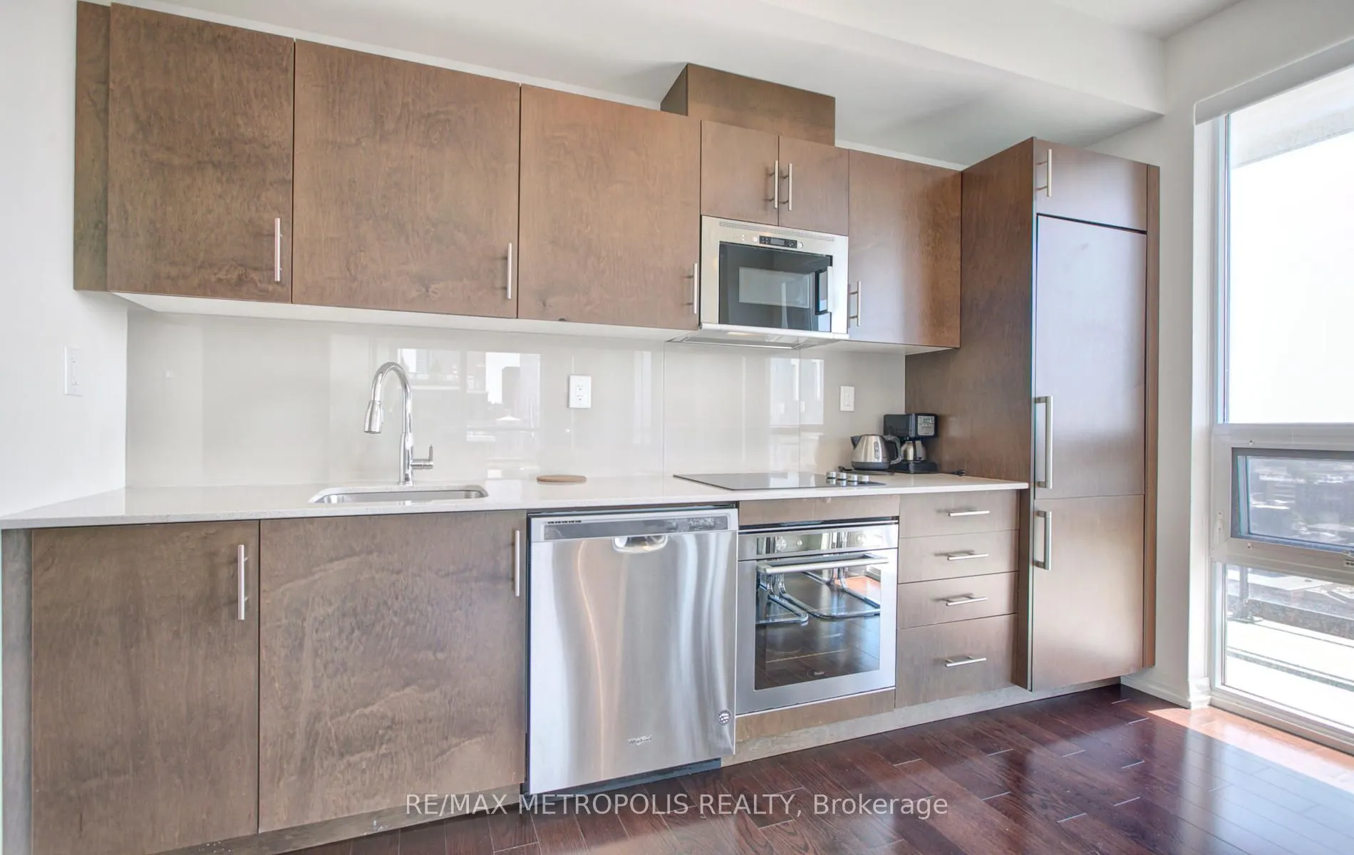 460 Adelaide Street E, #2015