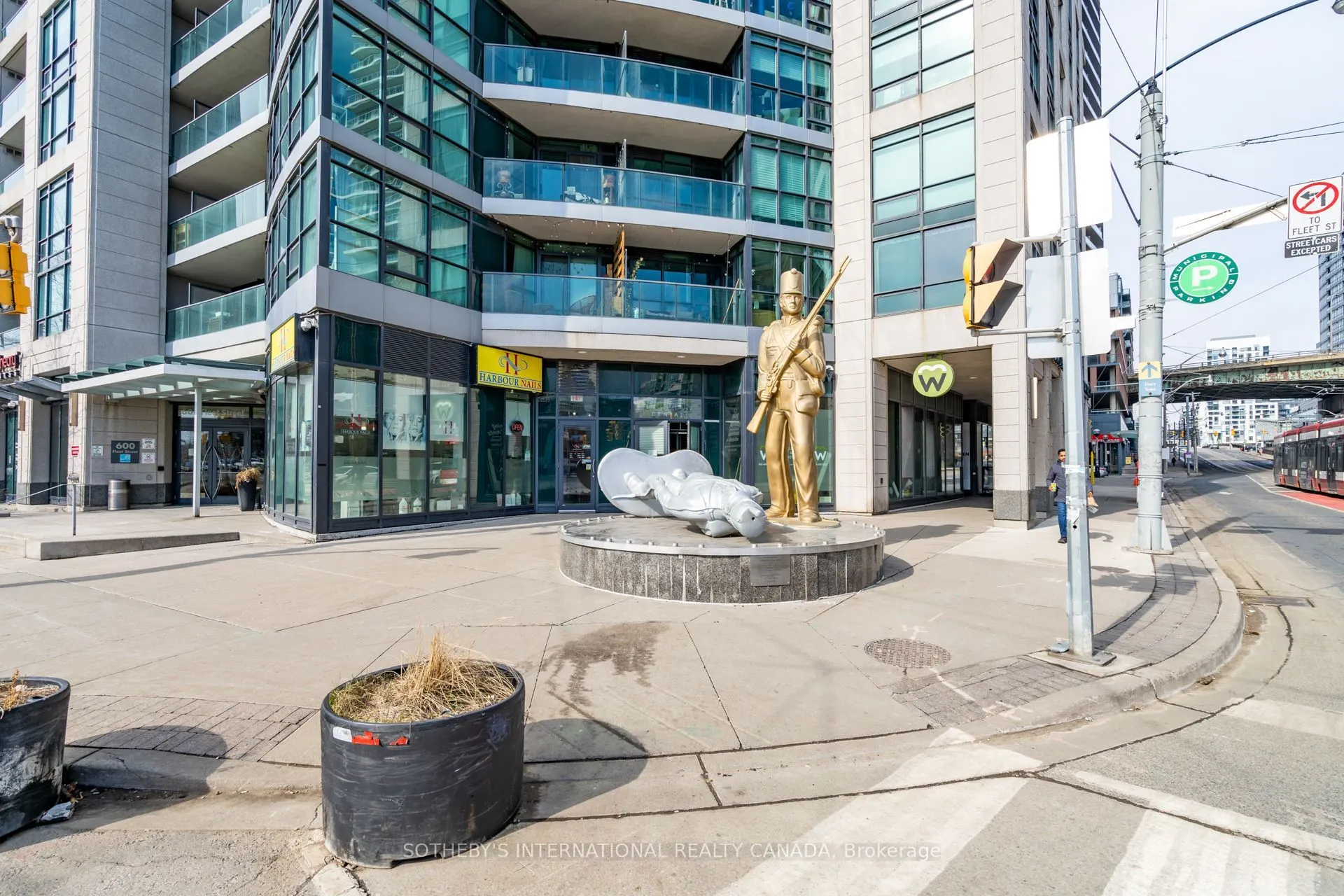 600 Fleet Street, #235