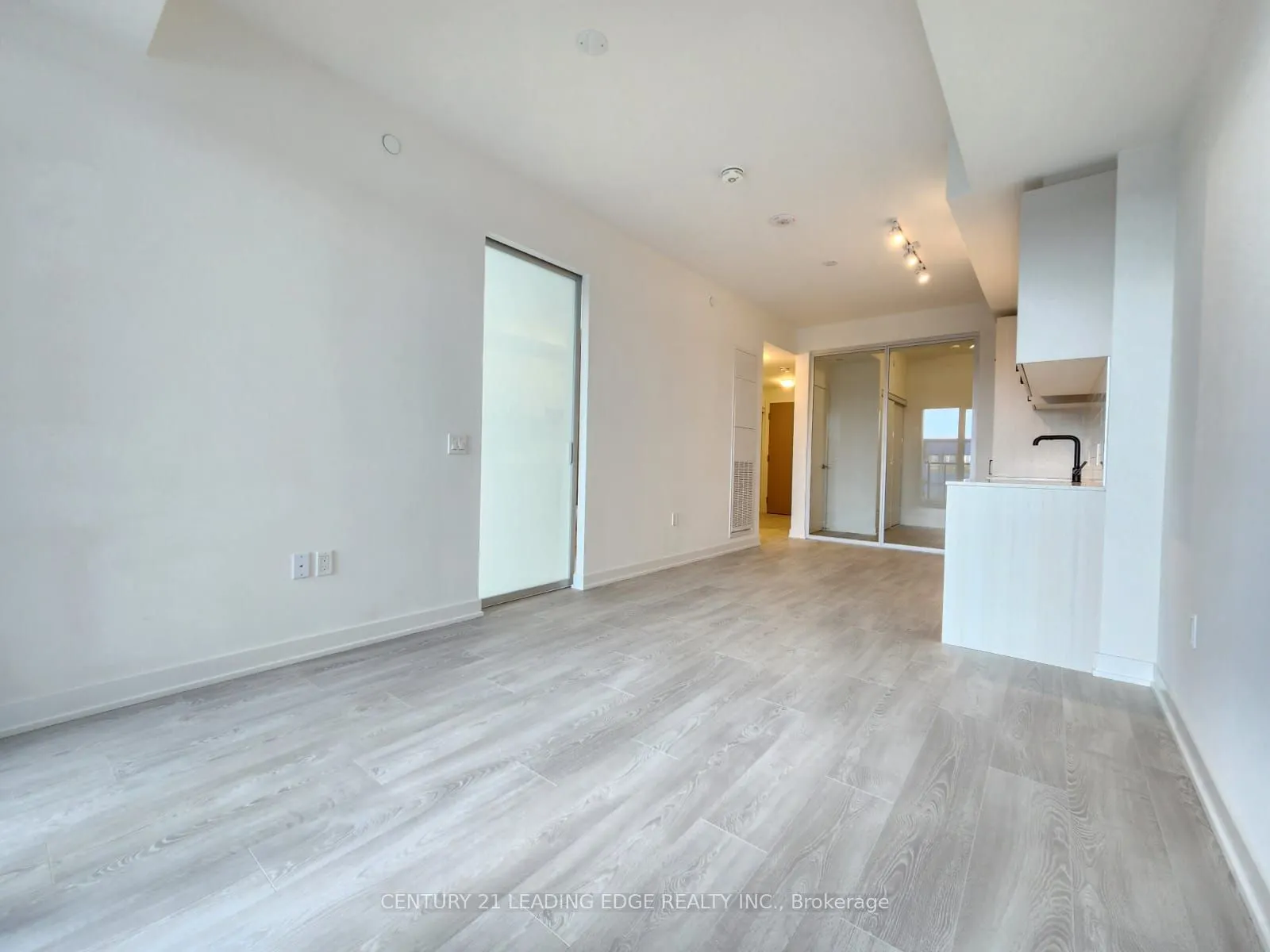 1 Kyle Lowry Road, #327