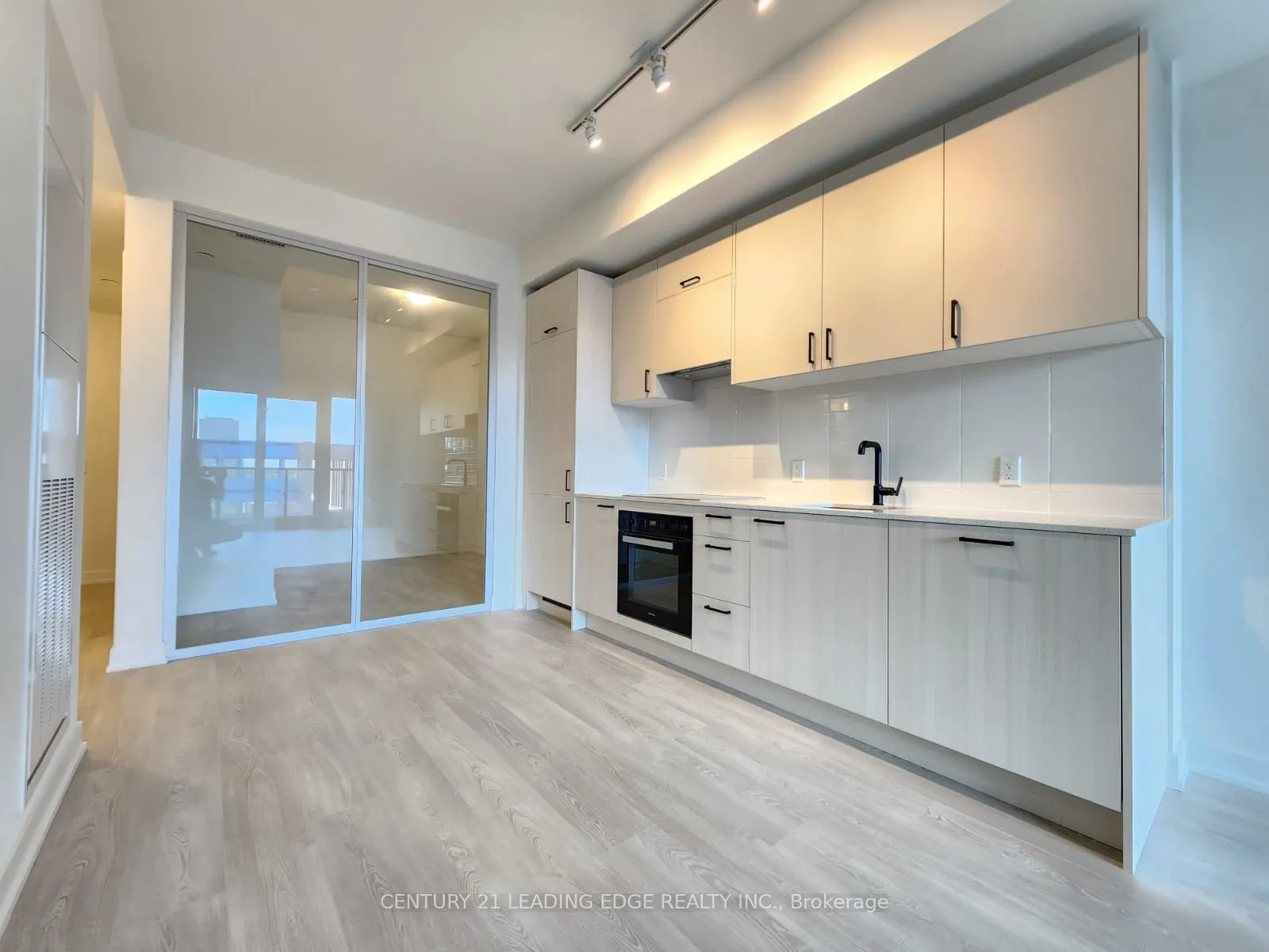 1 Kyle Lowry Road, #327