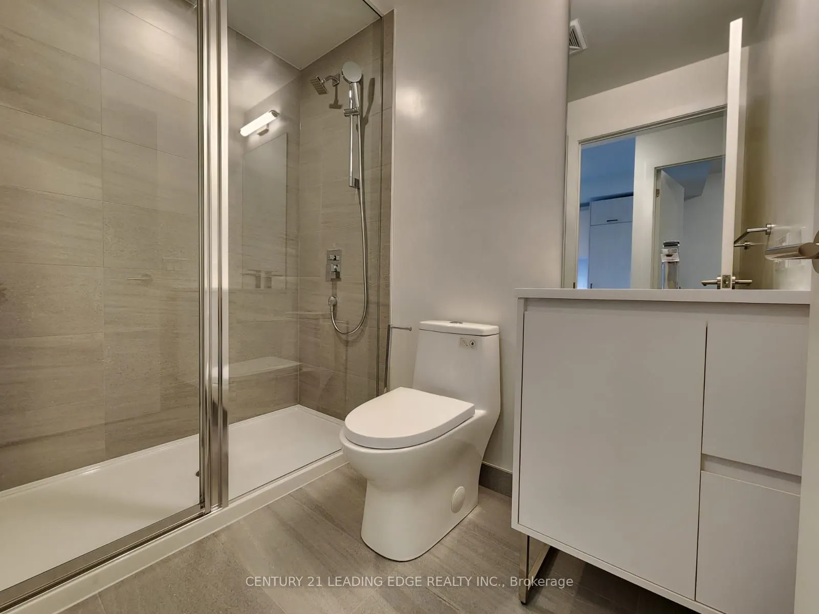 1 Kyle Lowry Road, #327
