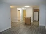123 Eglinton Avenue E, #207