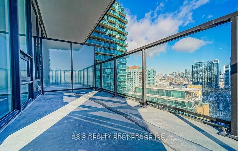 135 East Liberty Street, #1811