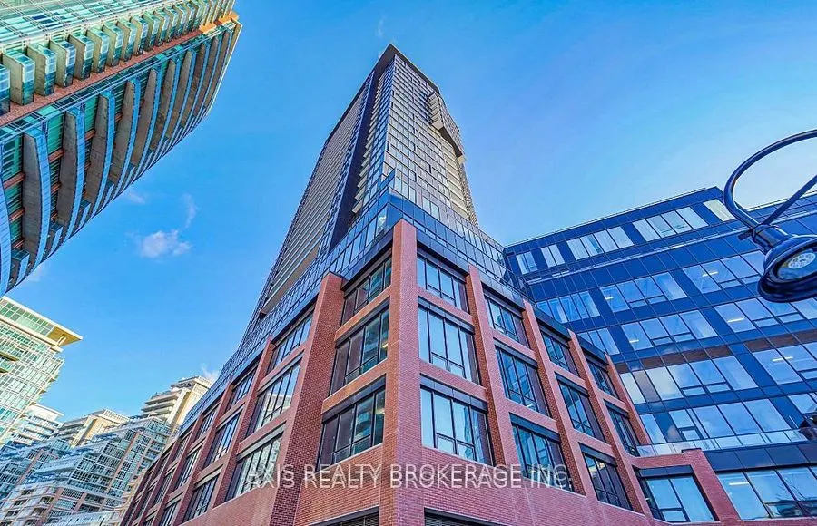 135 East Liberty Street, #1811