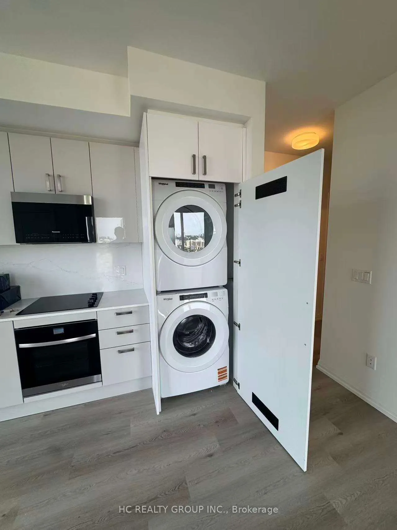 280 Dundas Street W, #Ph03